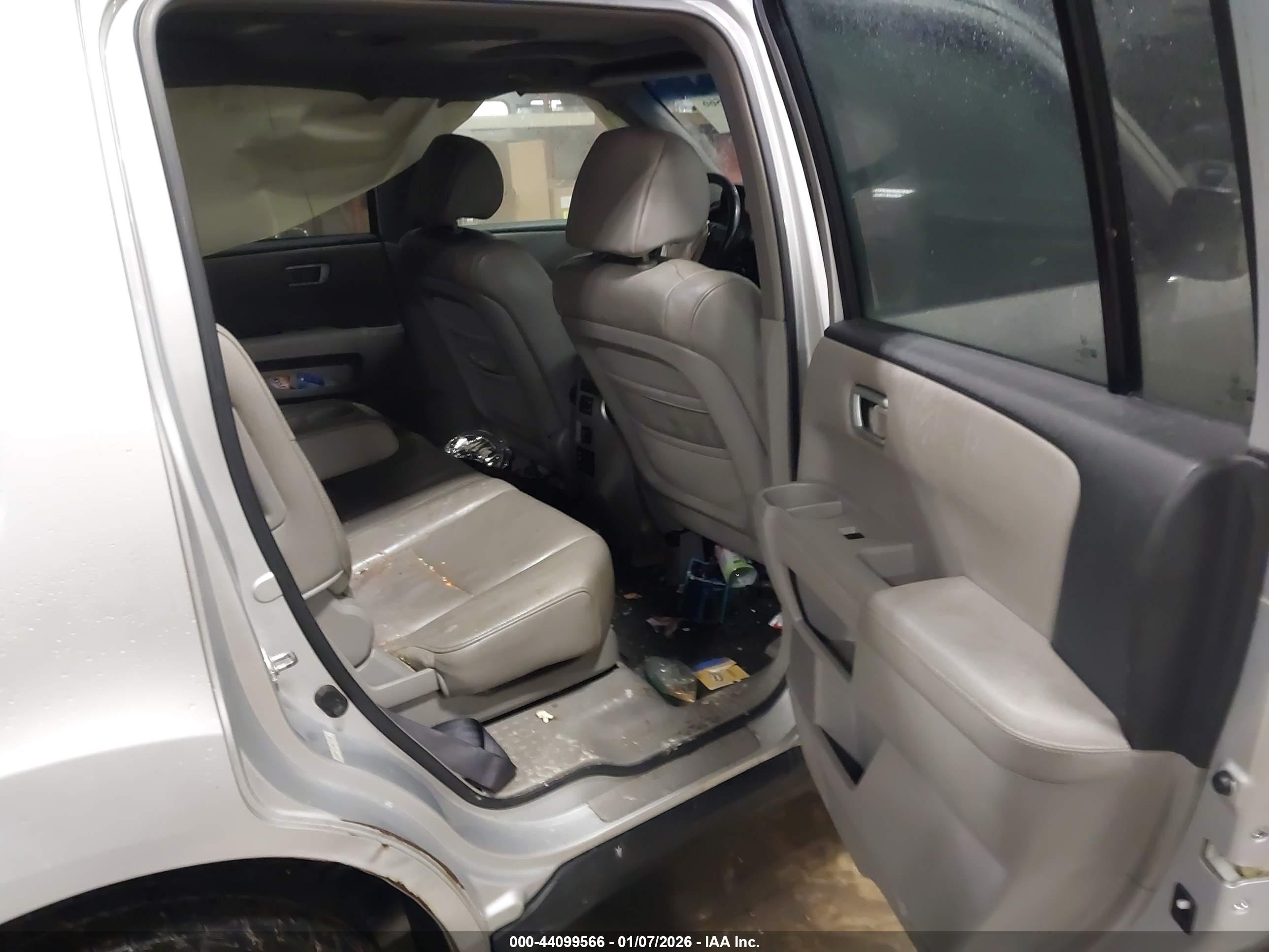 HONDA PILOT image 8