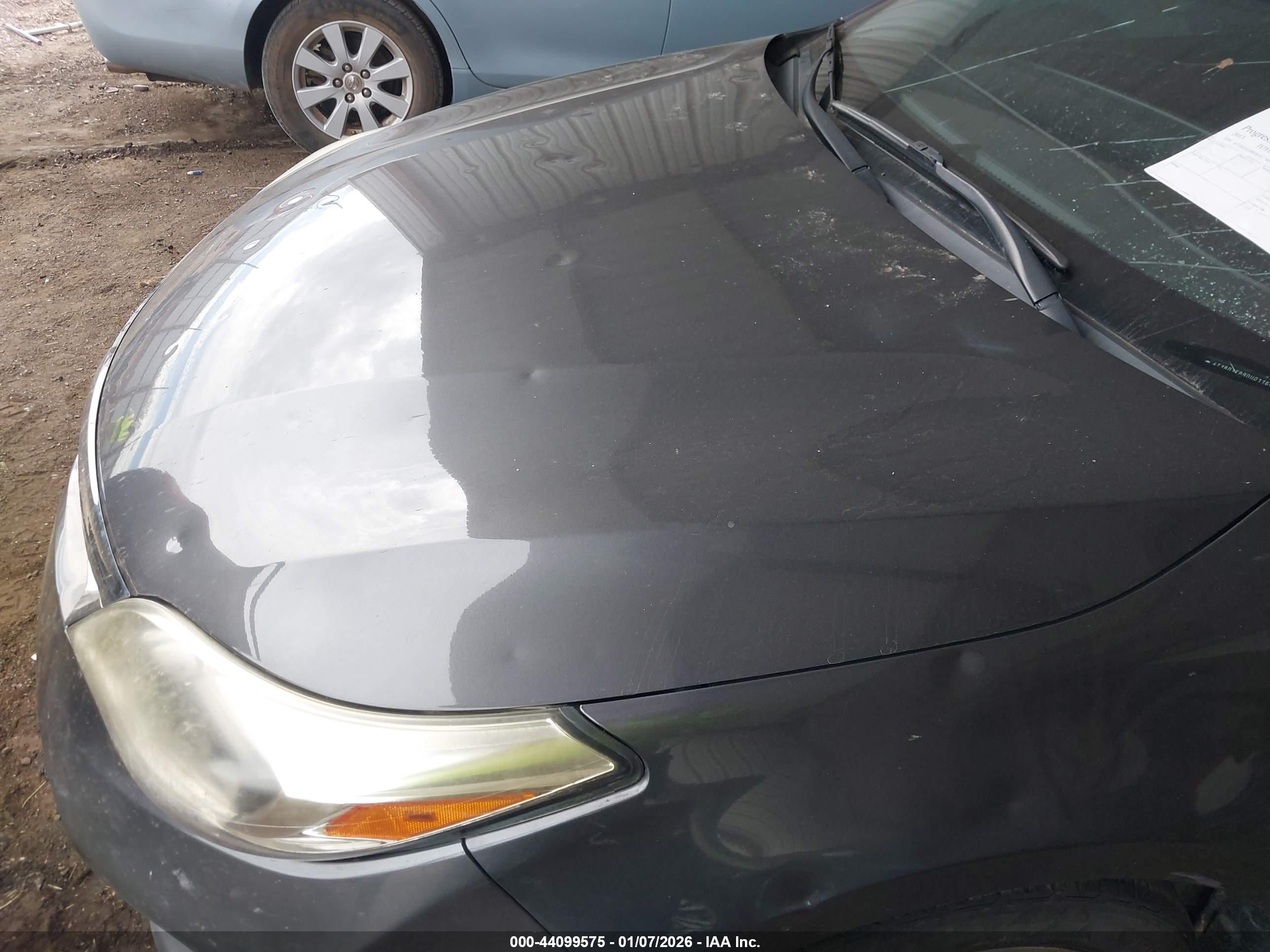 TOYOTA AVALON image 6
