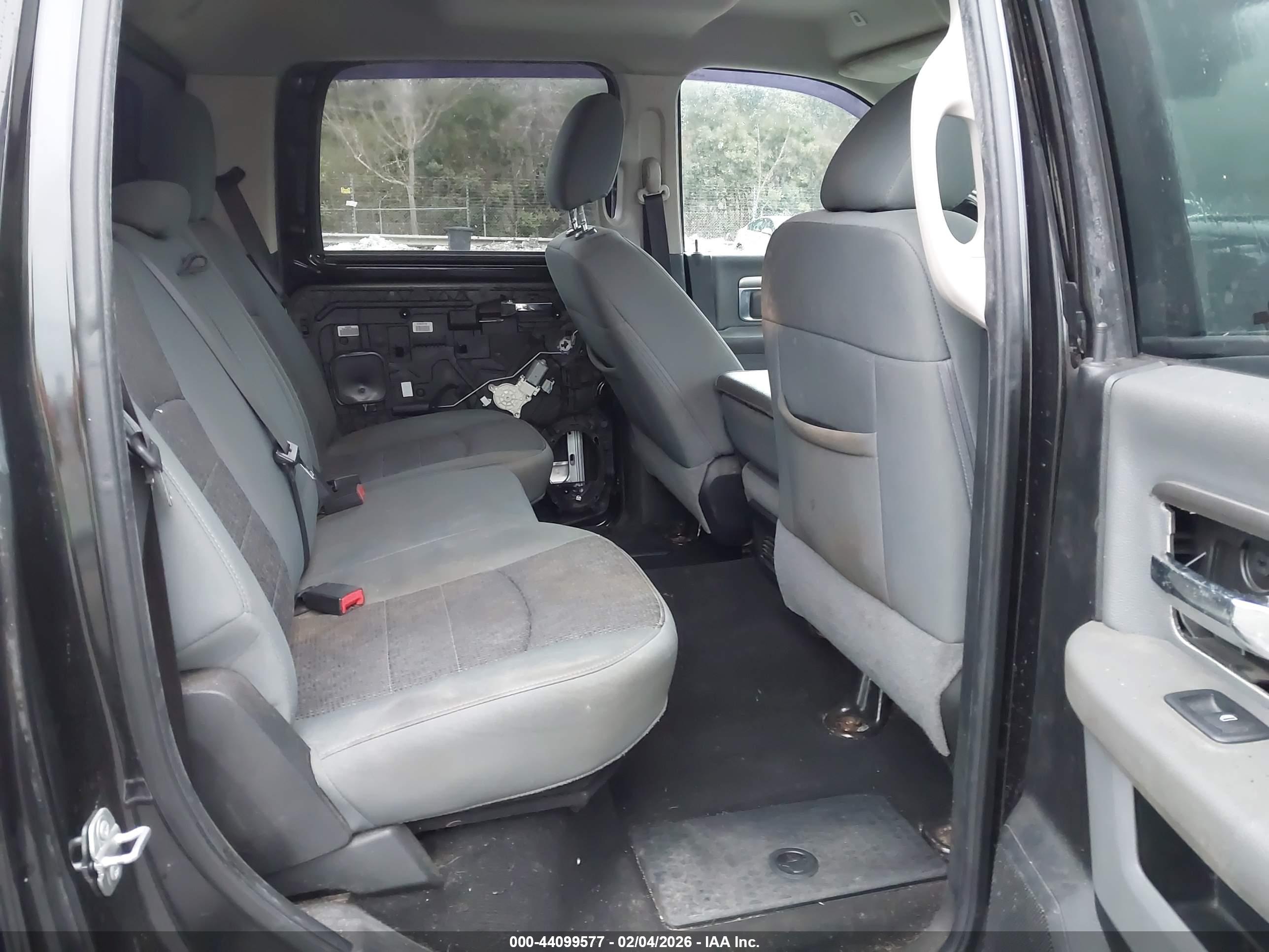 RAM 1500 image 8