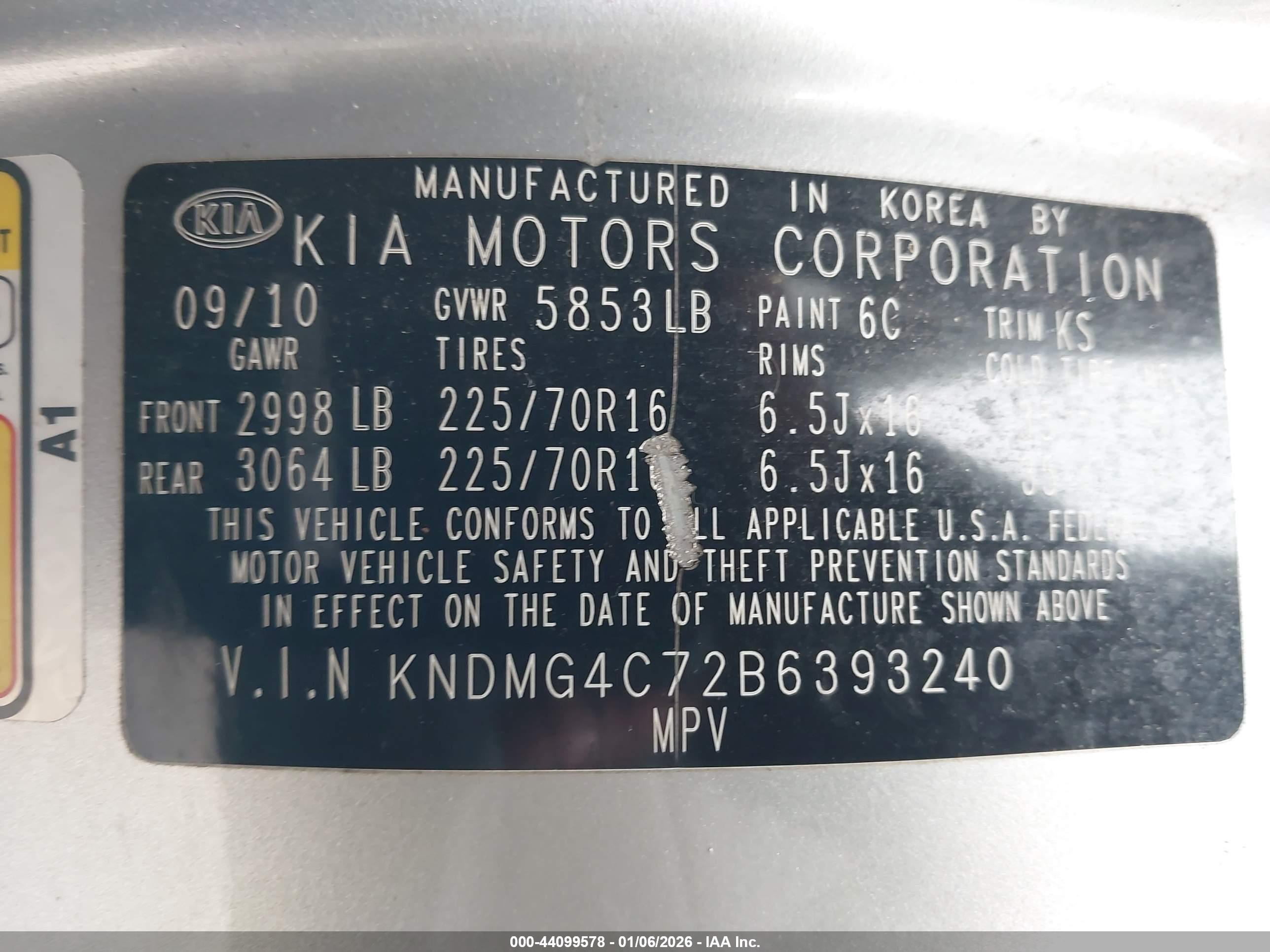 KIA SEDONA image 9