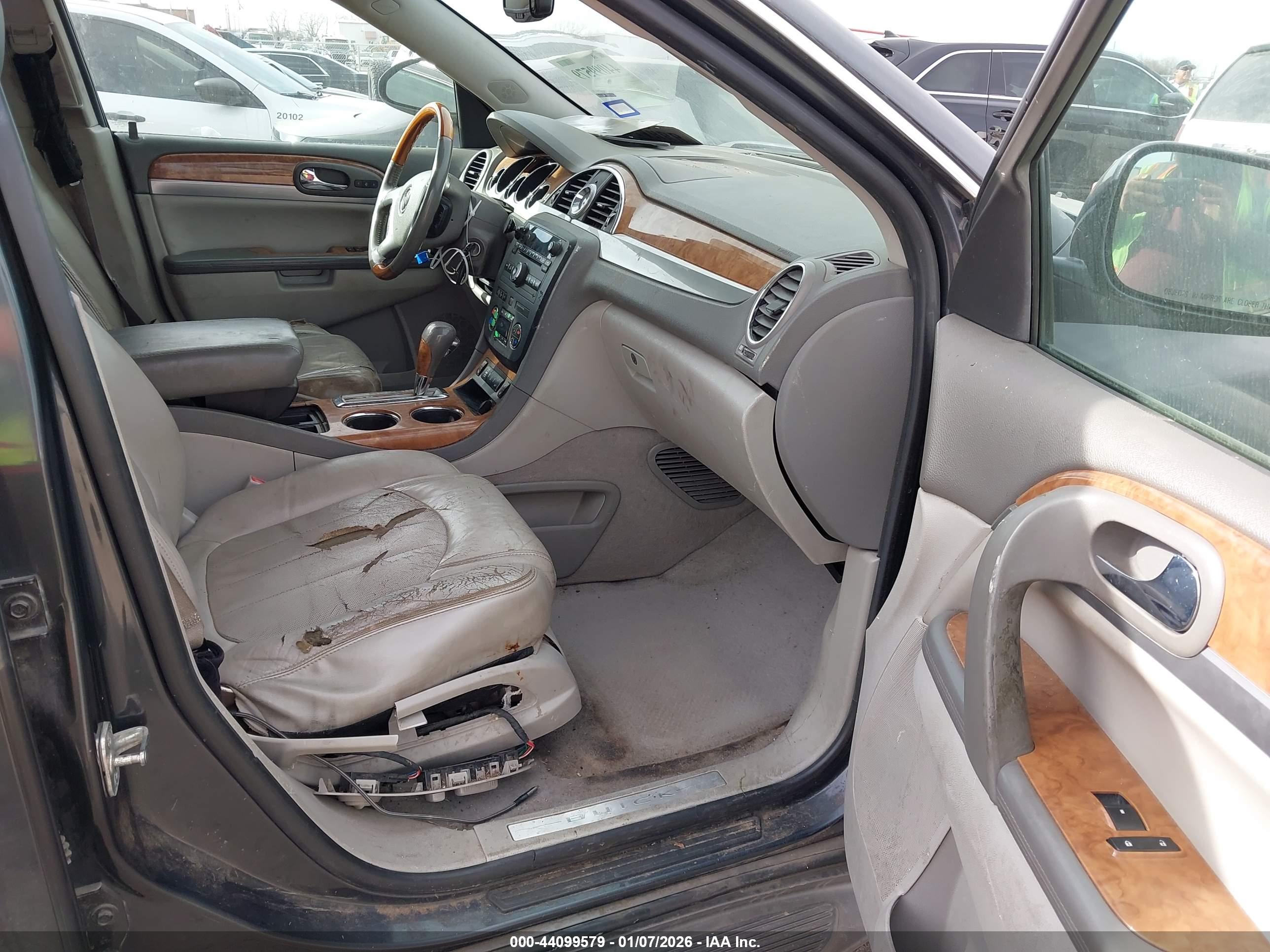BUICK ENCLAVE image 5
