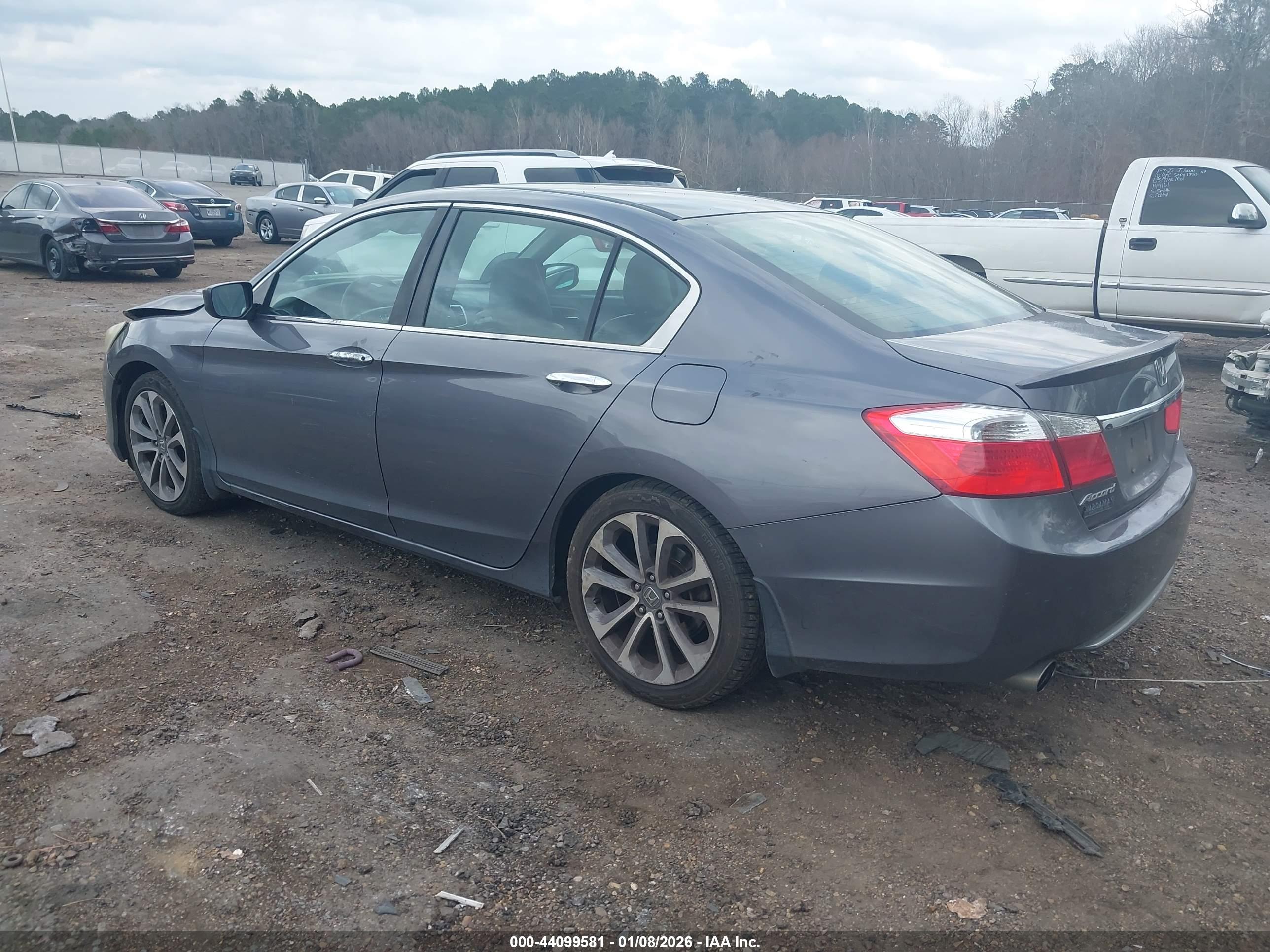 HONDA ACCORD image 3