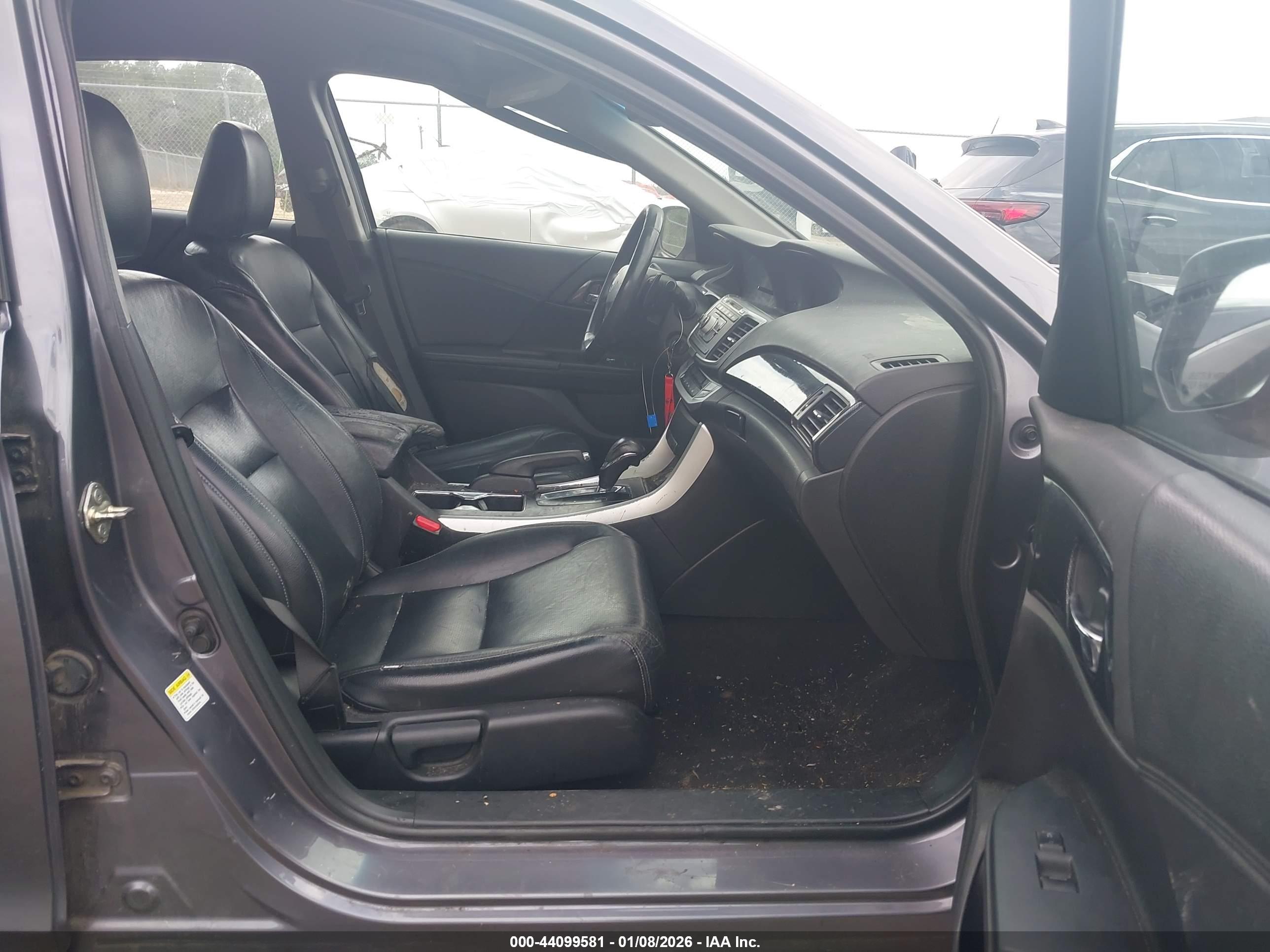 HONDA ACCORD image 5