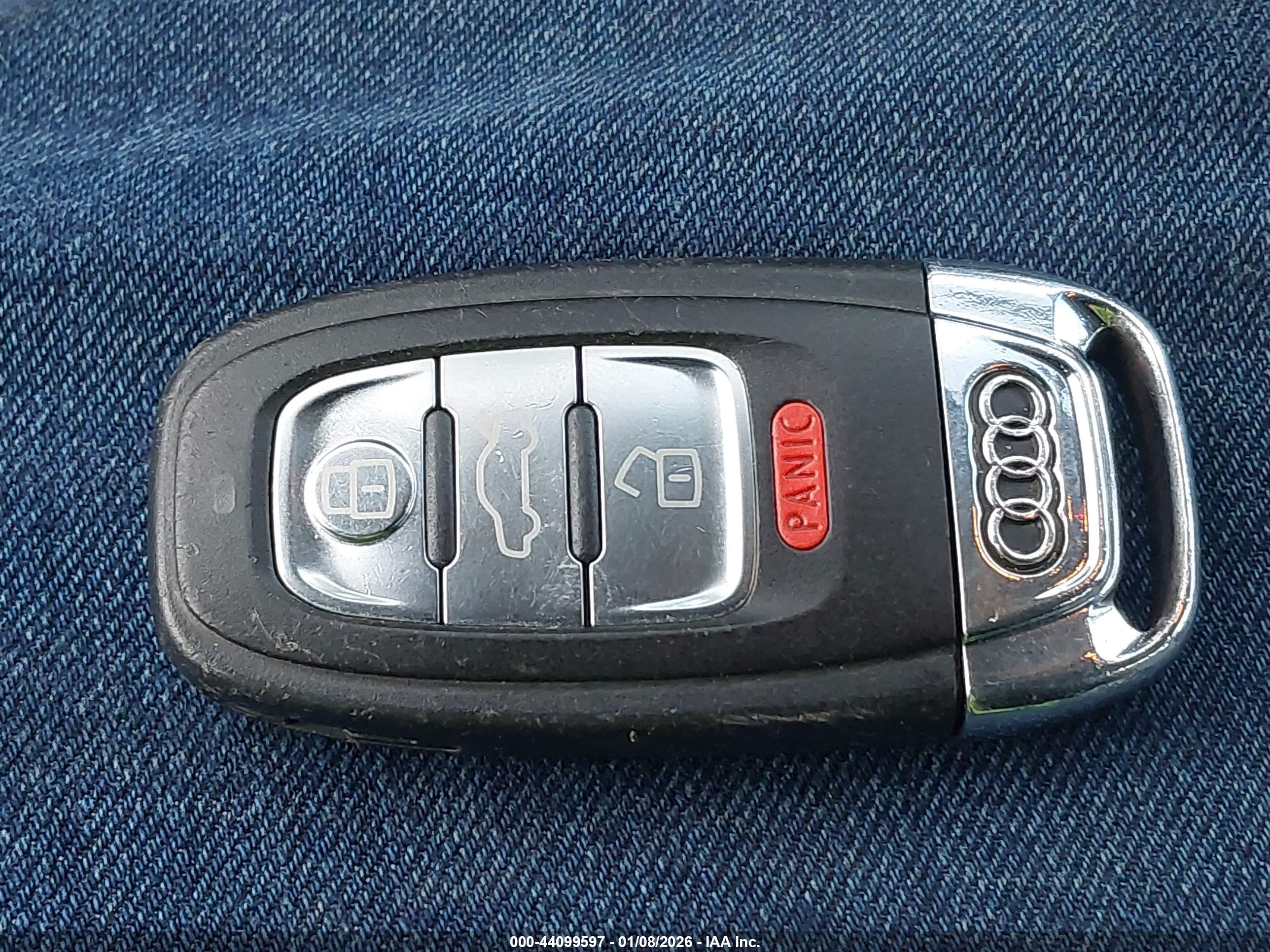 AUDI A4 image 11