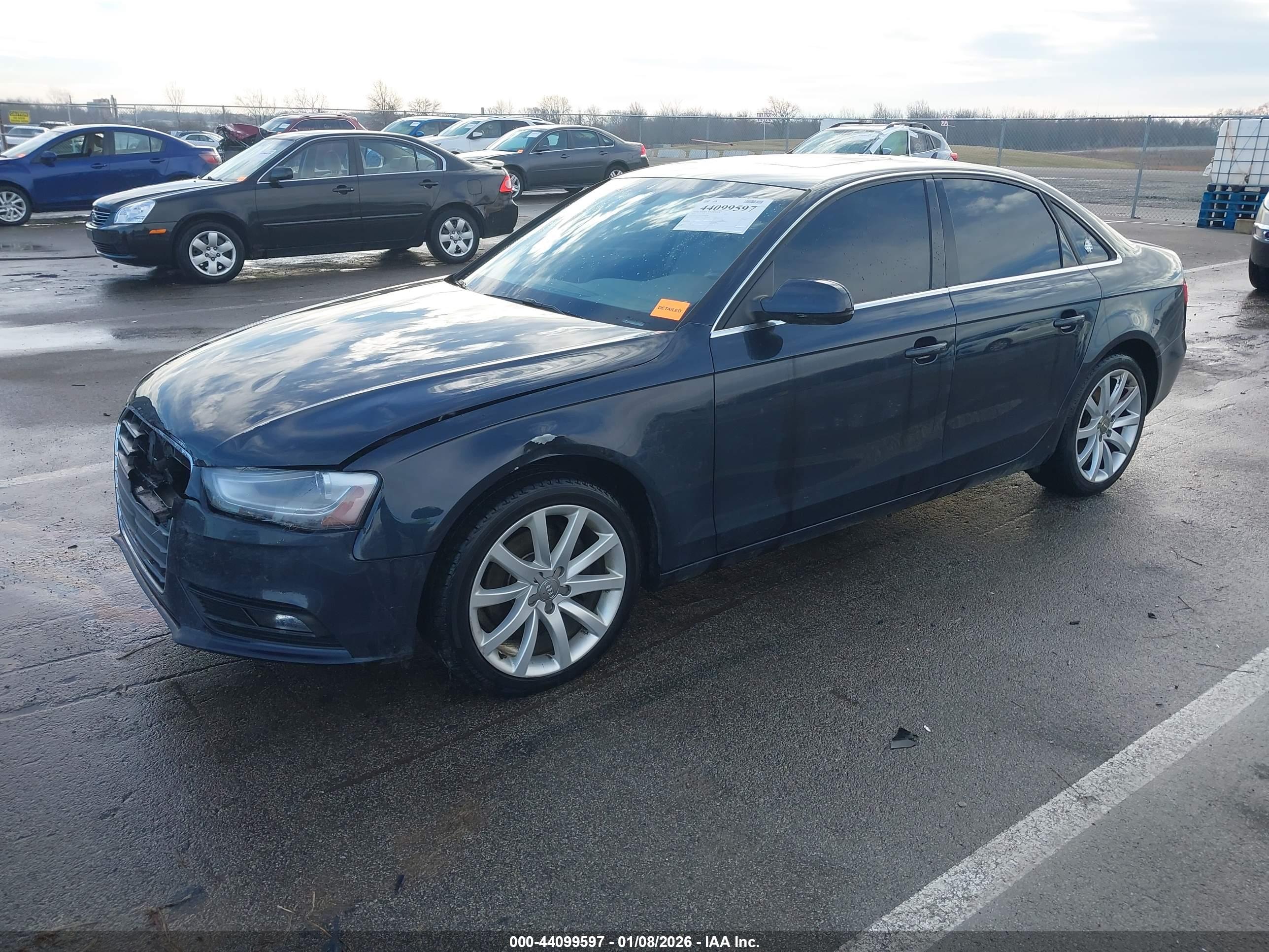 AUDI A4 image 2