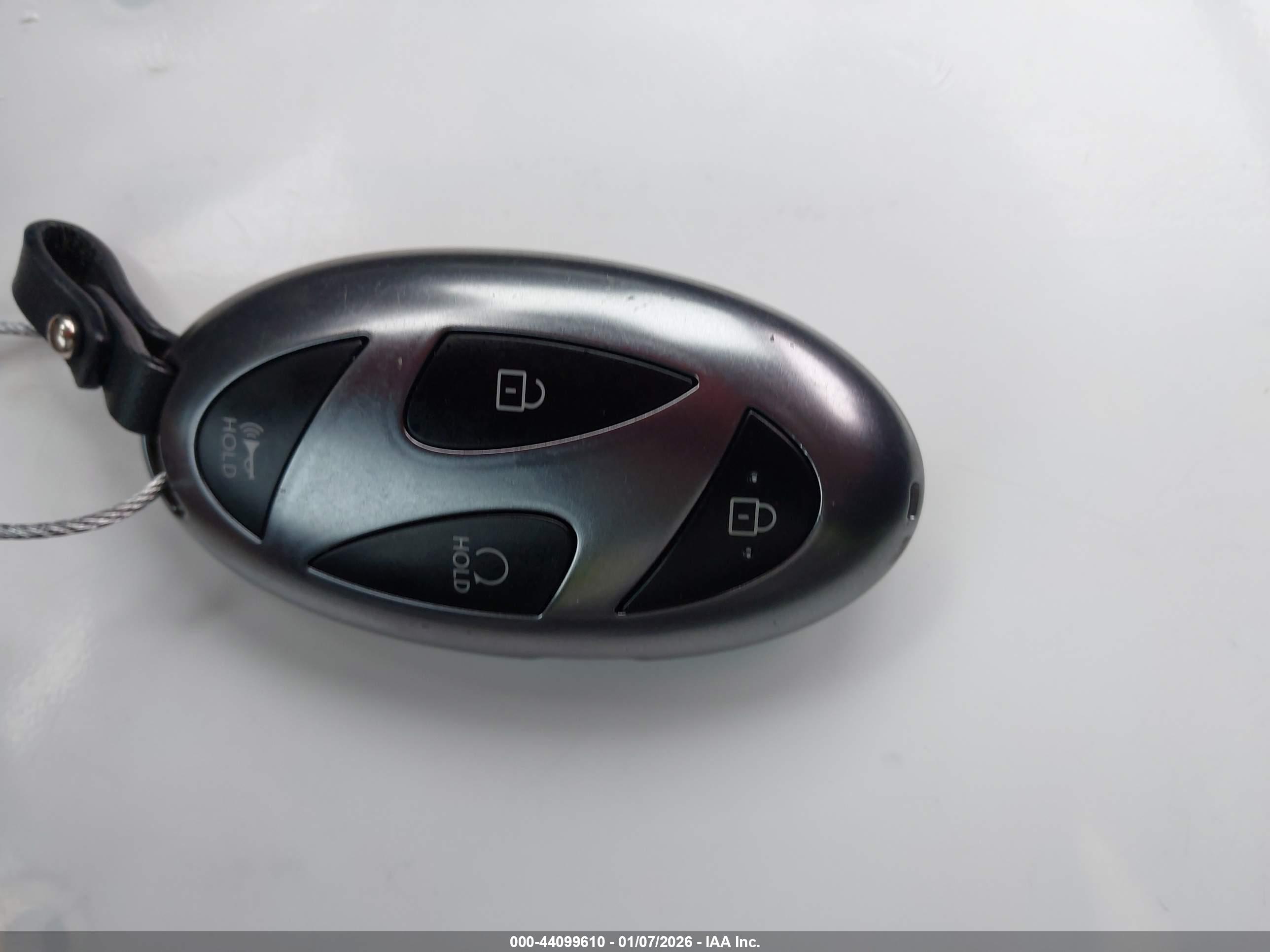 HYUNDAI ELANTRA image 11