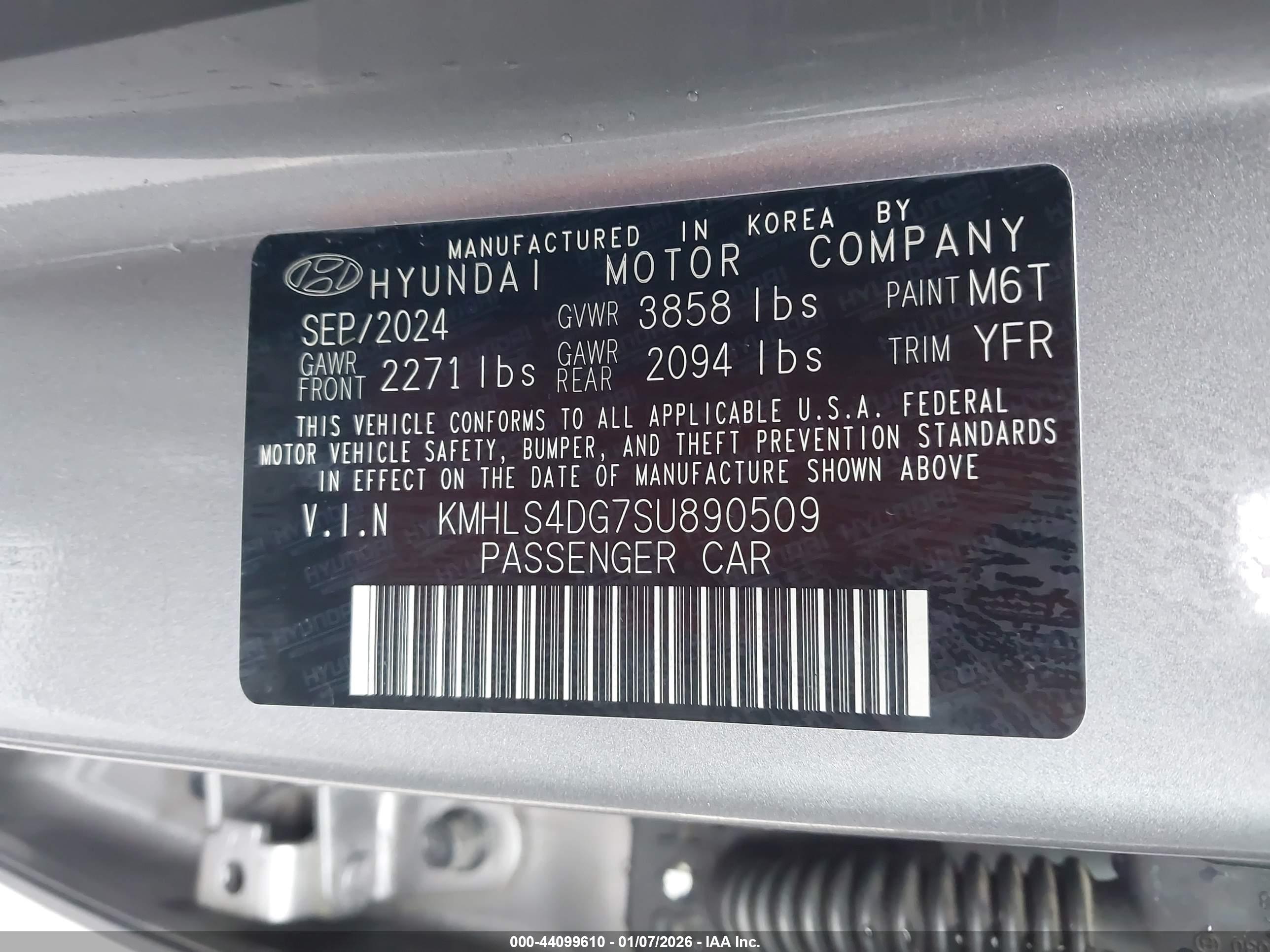 HYUNDAI ELANTRA image 9