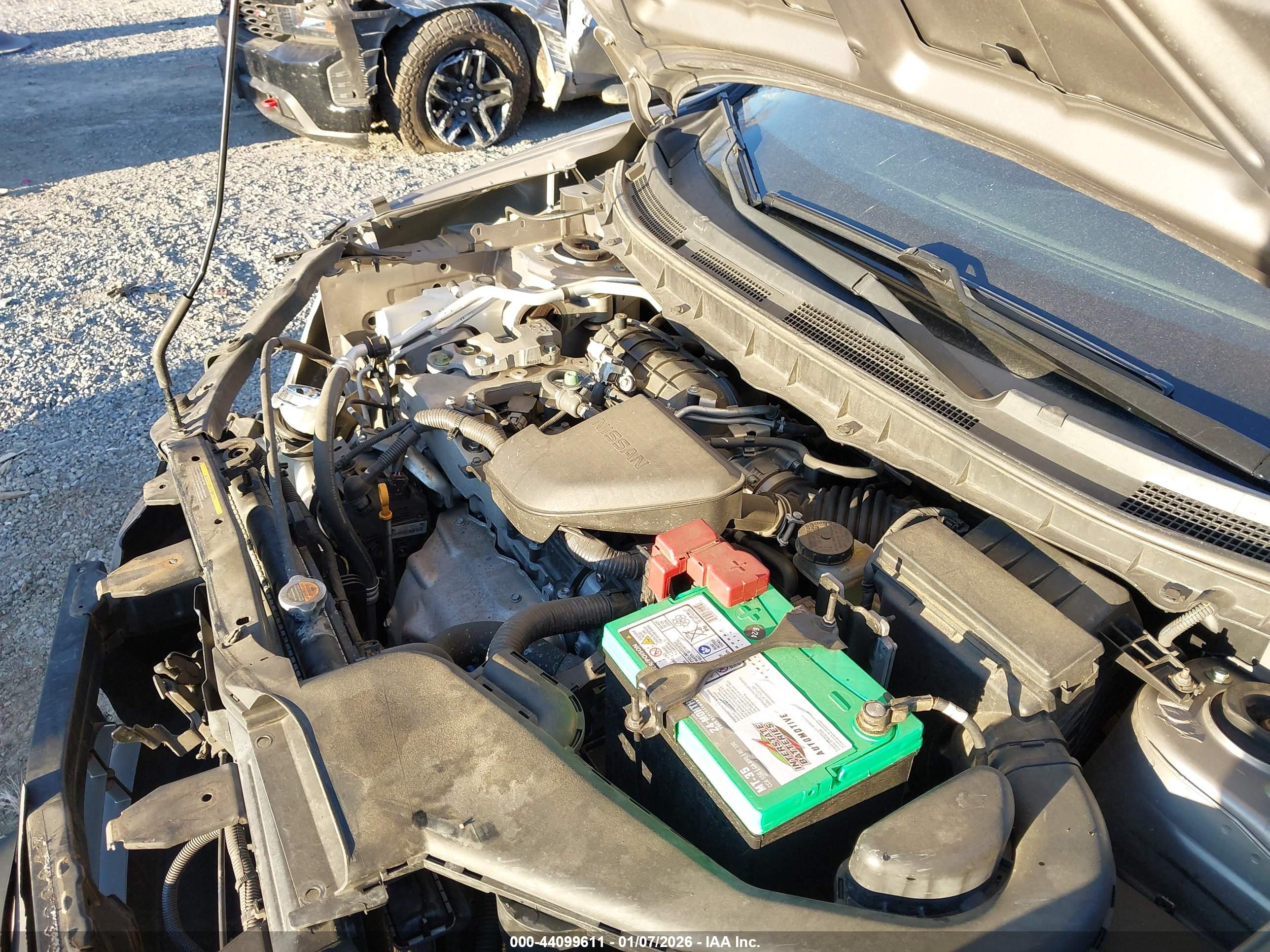 NISSAN ROGUE image 10