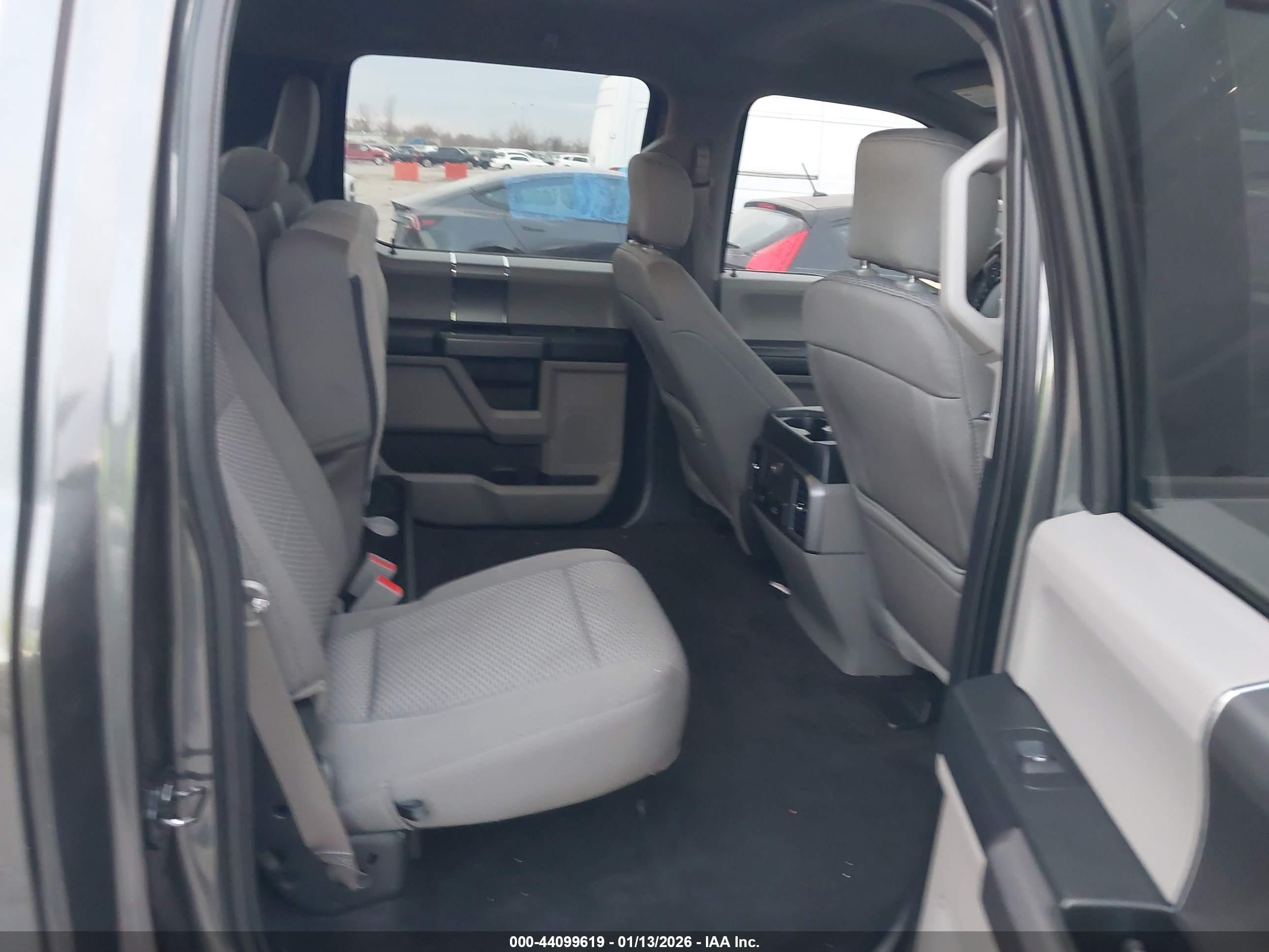 FORD F-150 image 8