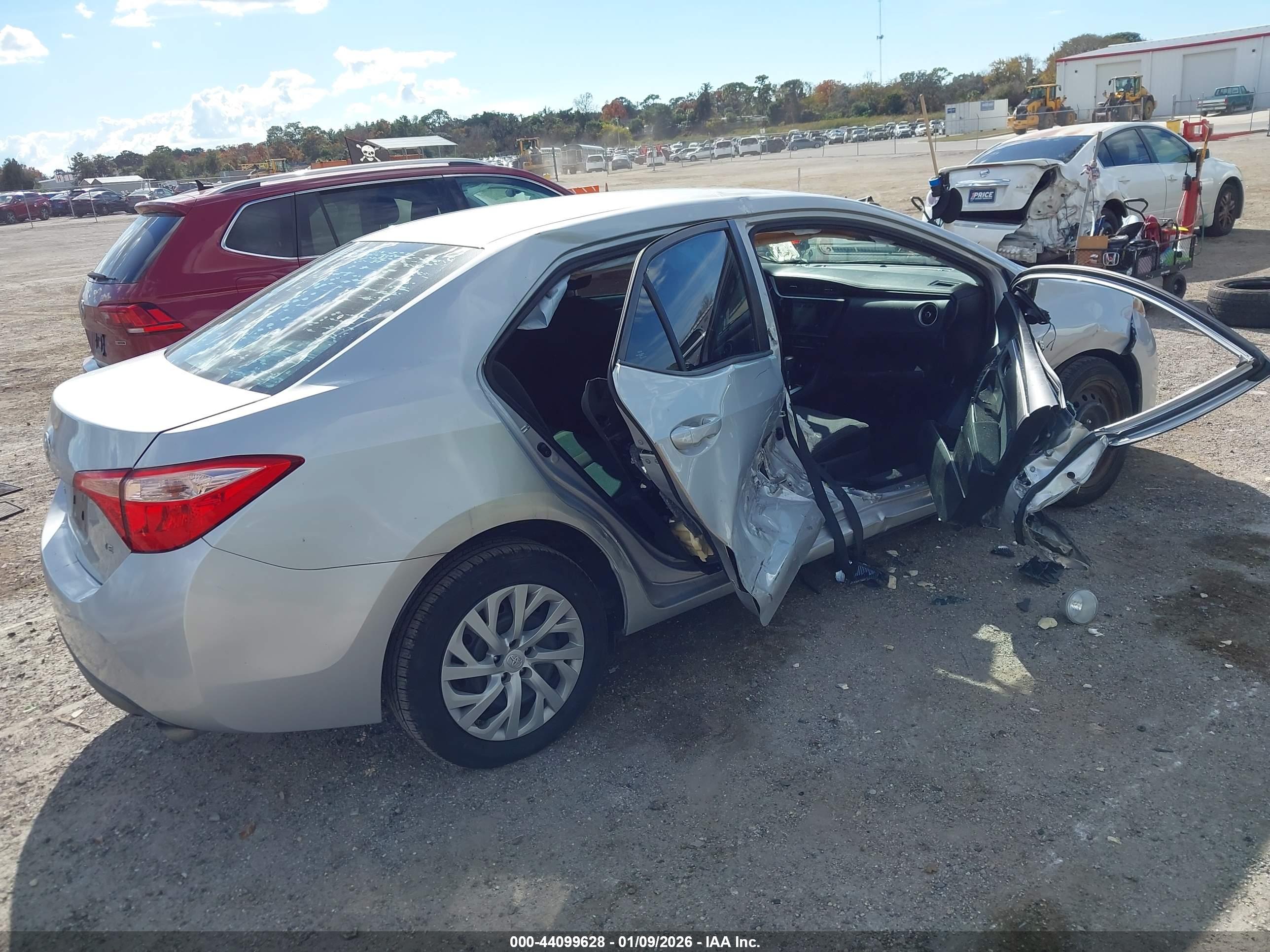 TOYOTA COROLLA image 4
