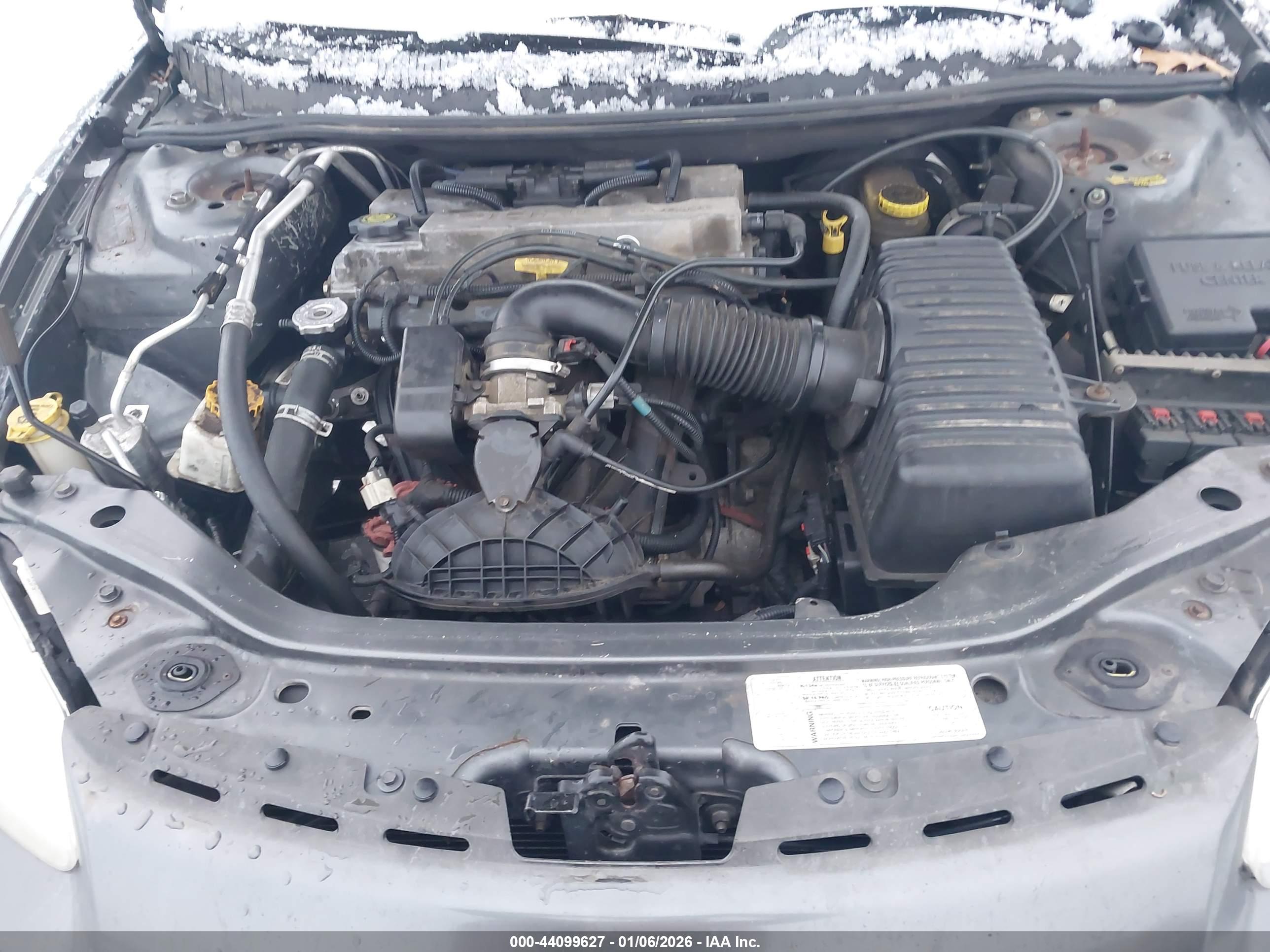 DODGE STRATUS image 10