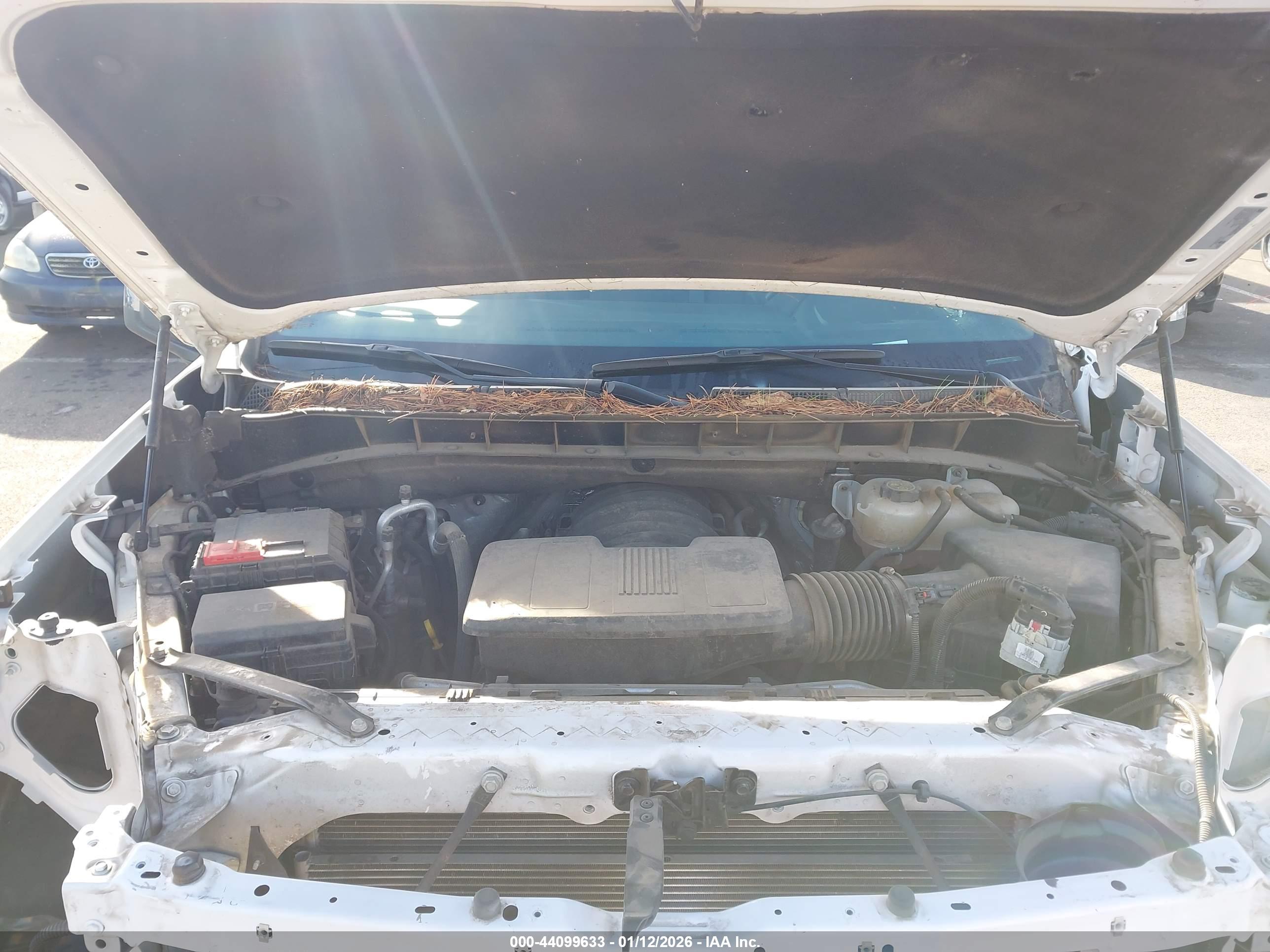 CHEVROLET SILVERADO image 10