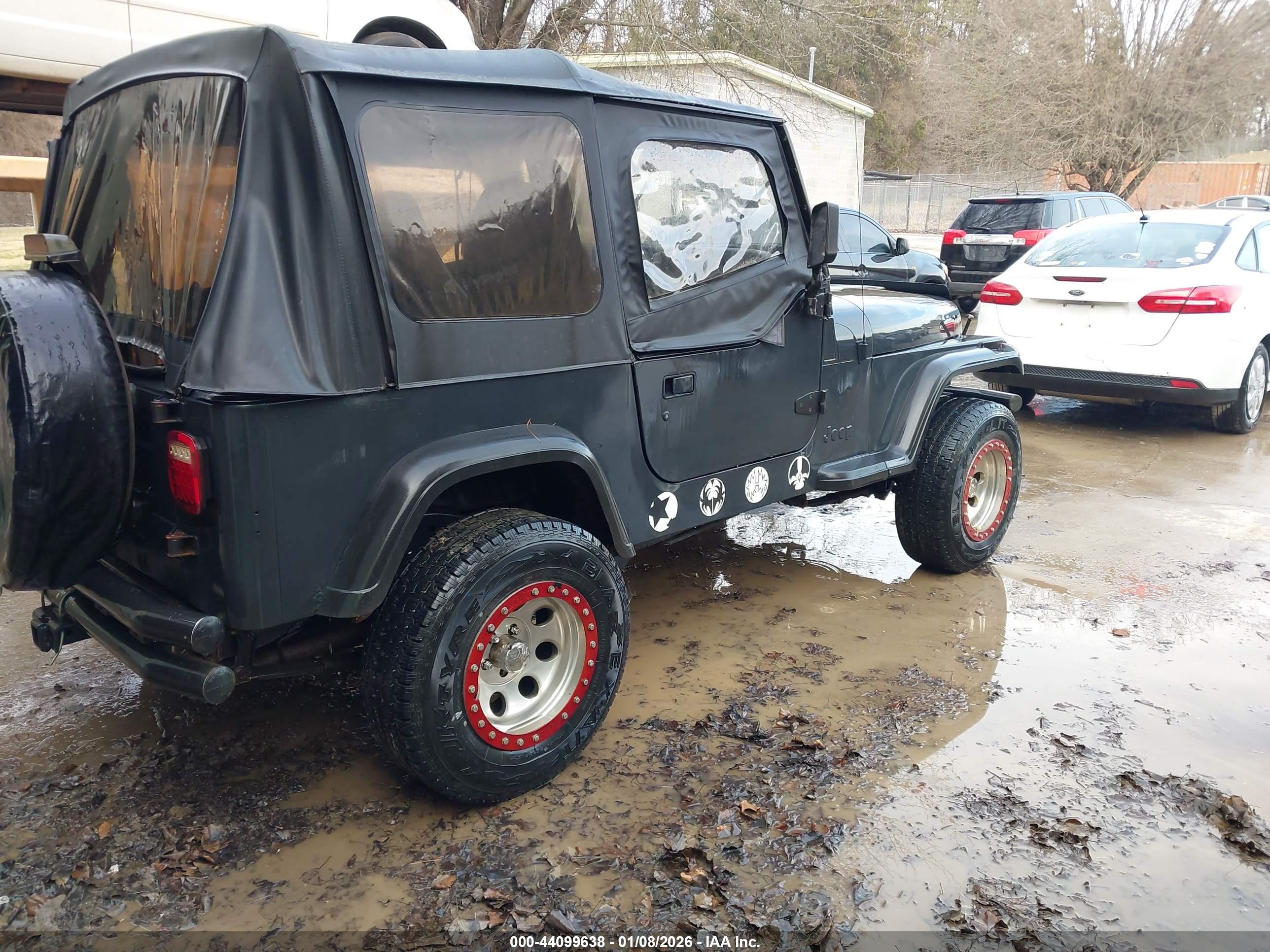 JEEP WRANGLER image 4