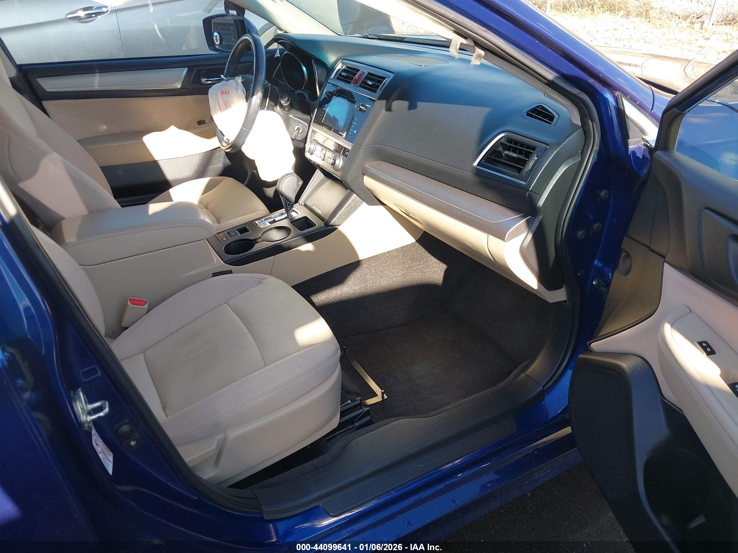 SUBARU LEGACY image 5