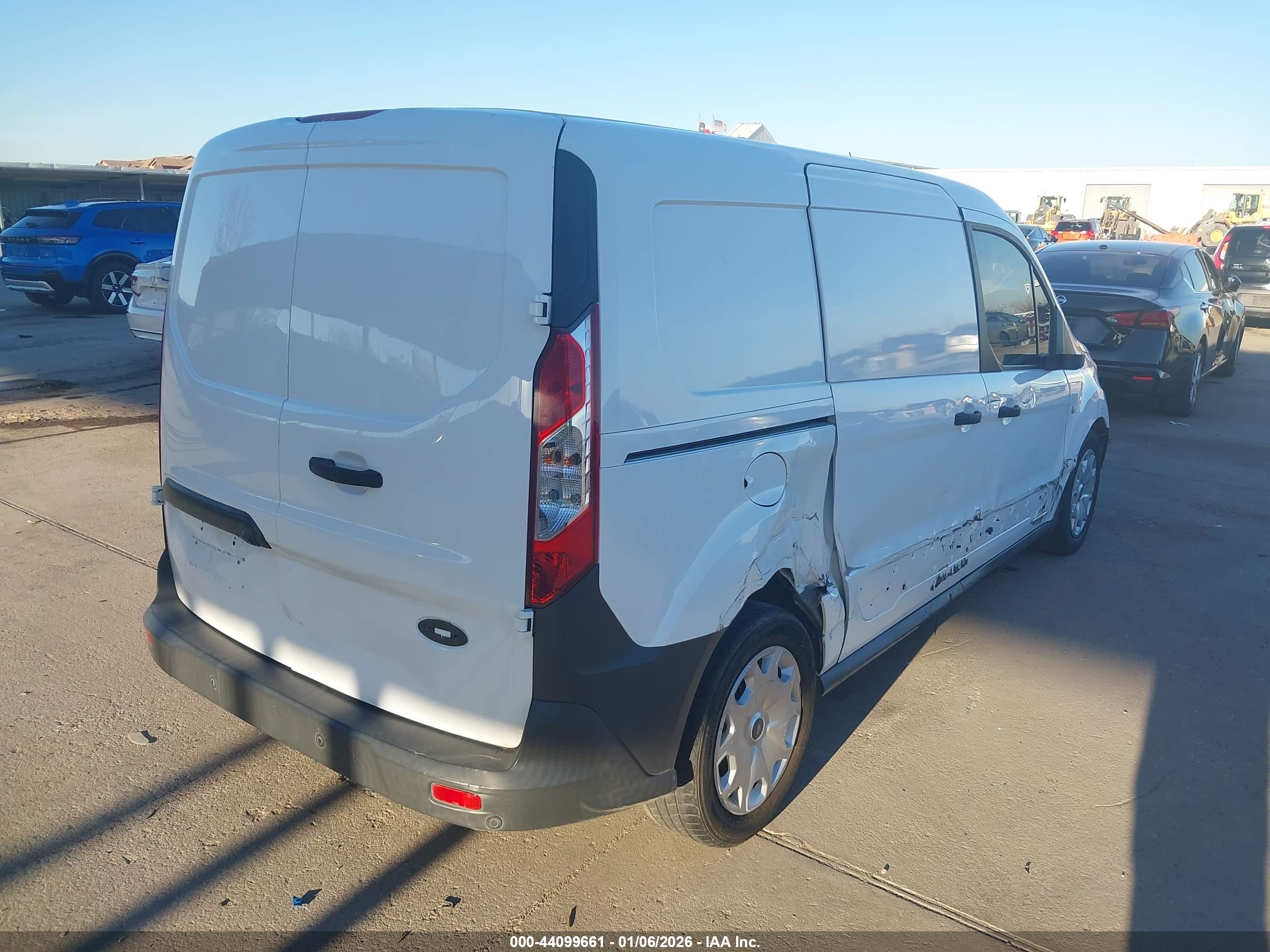 FORD TRANSIT image 4