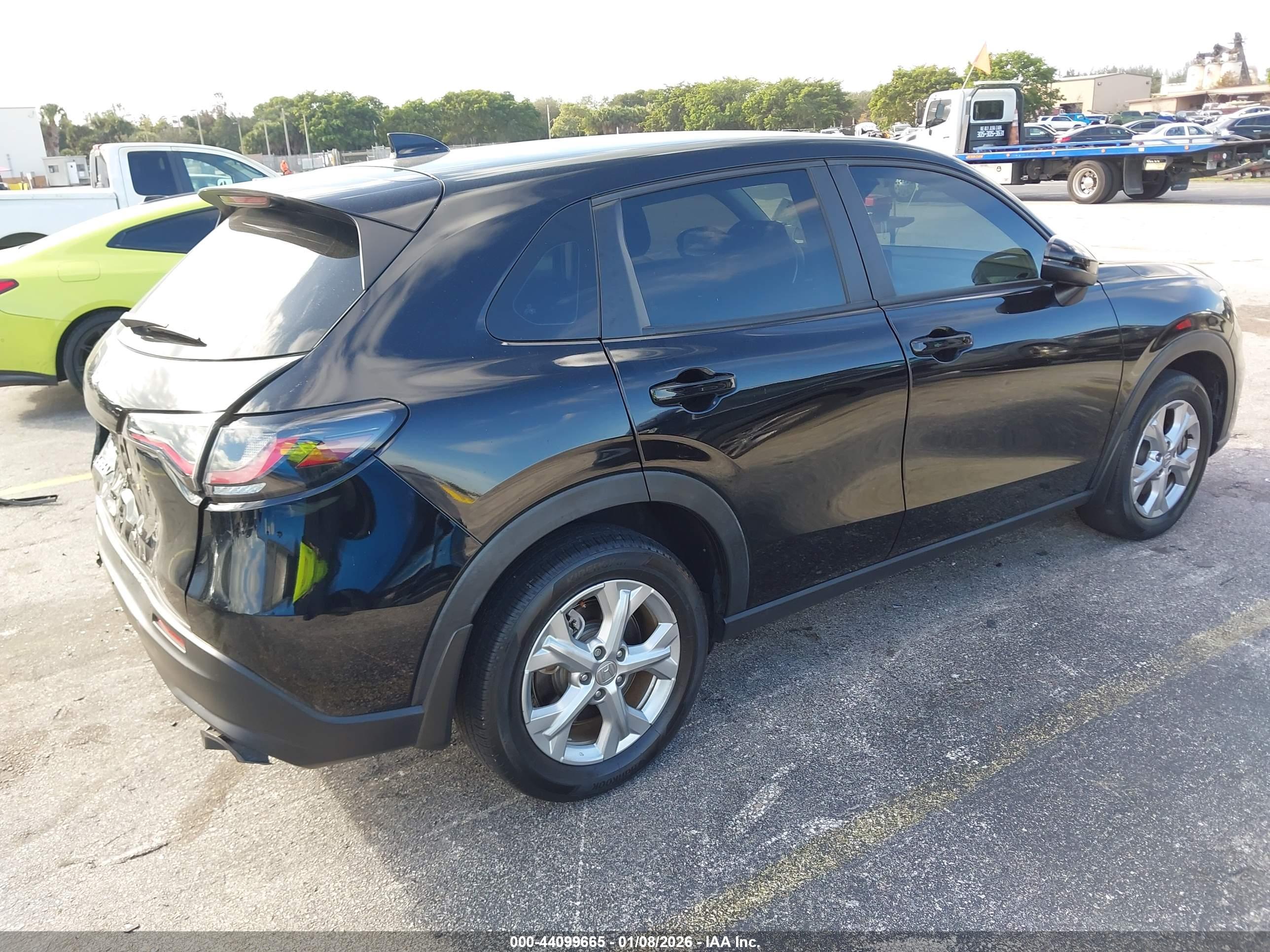 HONDA HR-V image 4