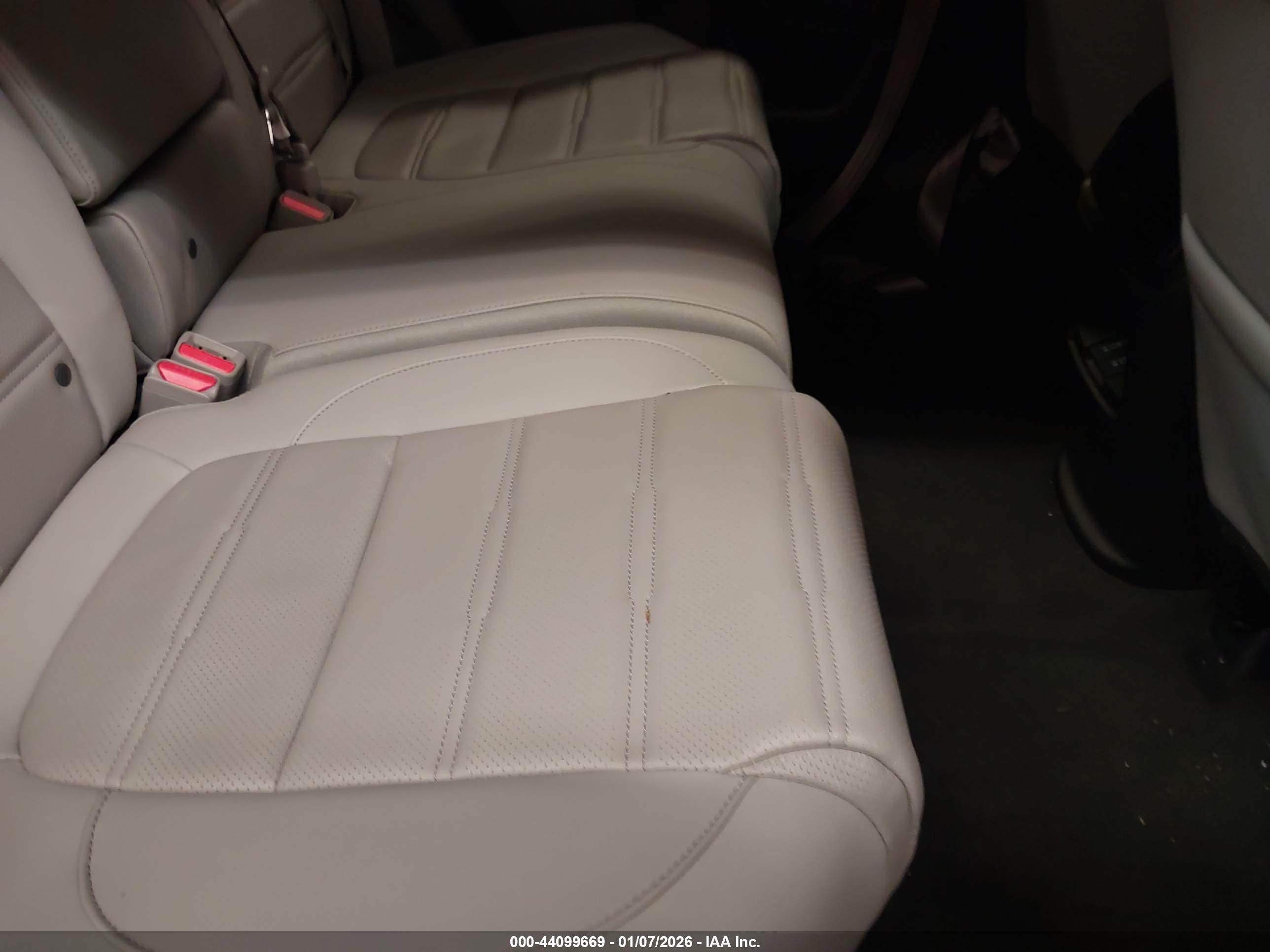 HONDA CR-V image 8