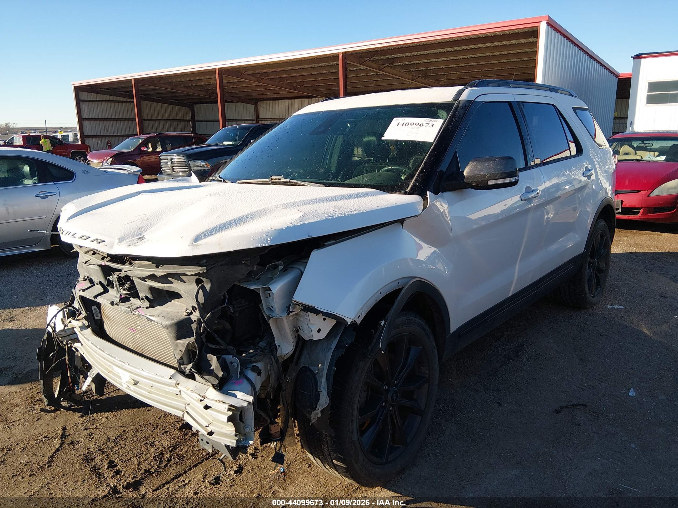 FORD EXPLORER image 2