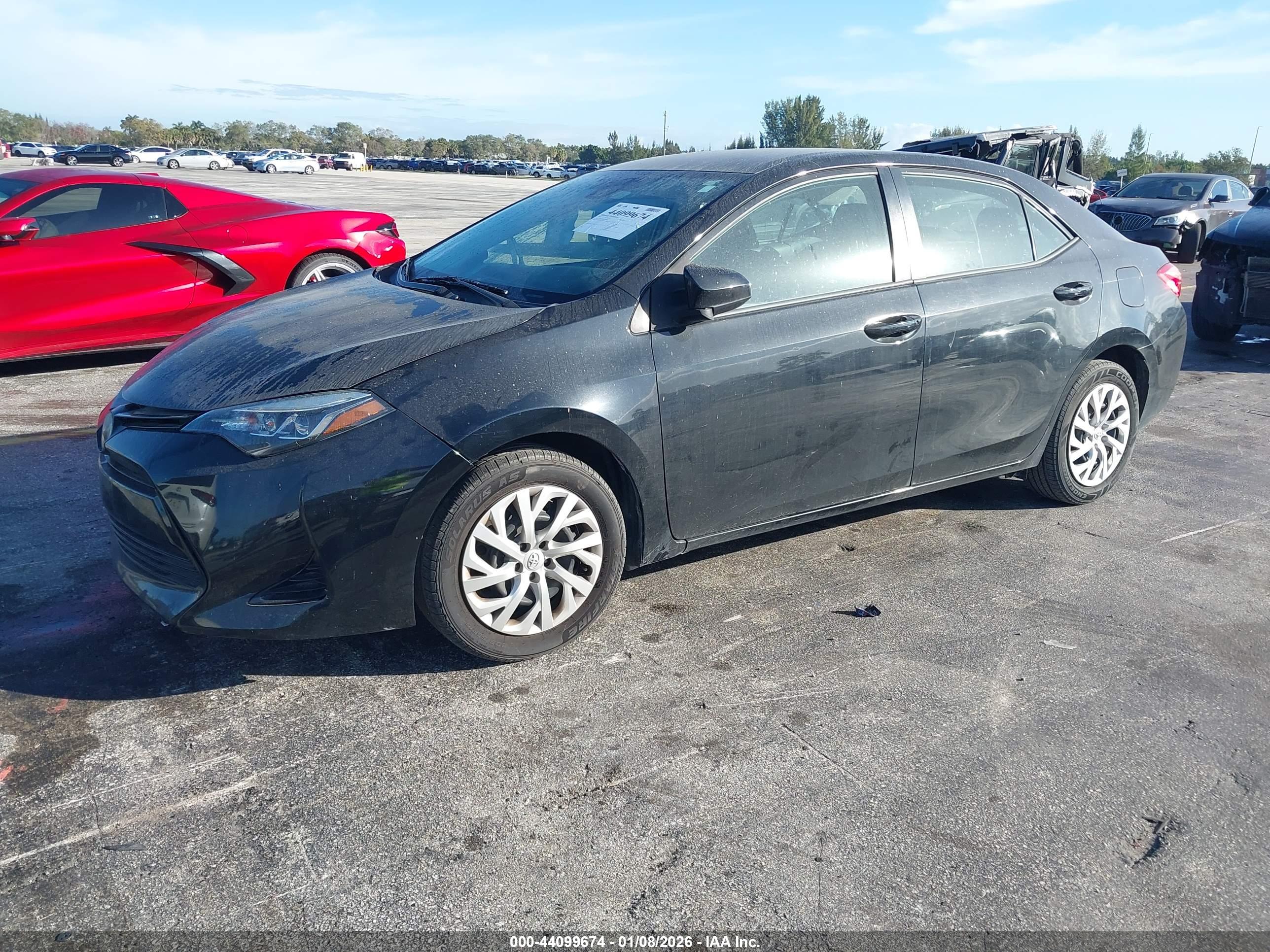 TOYOTA COROLLA image 2