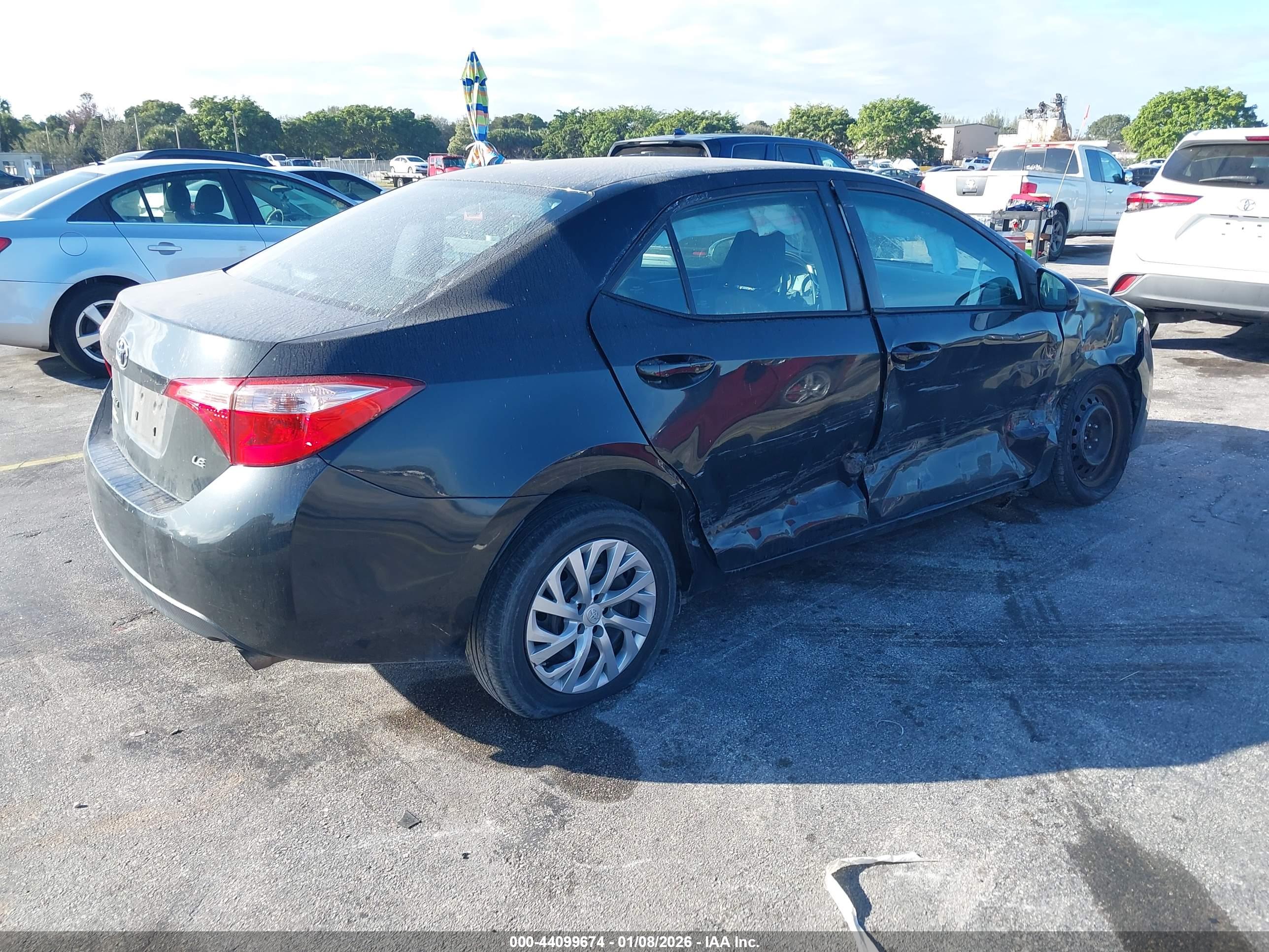 TOYOTA COROLLA image 4