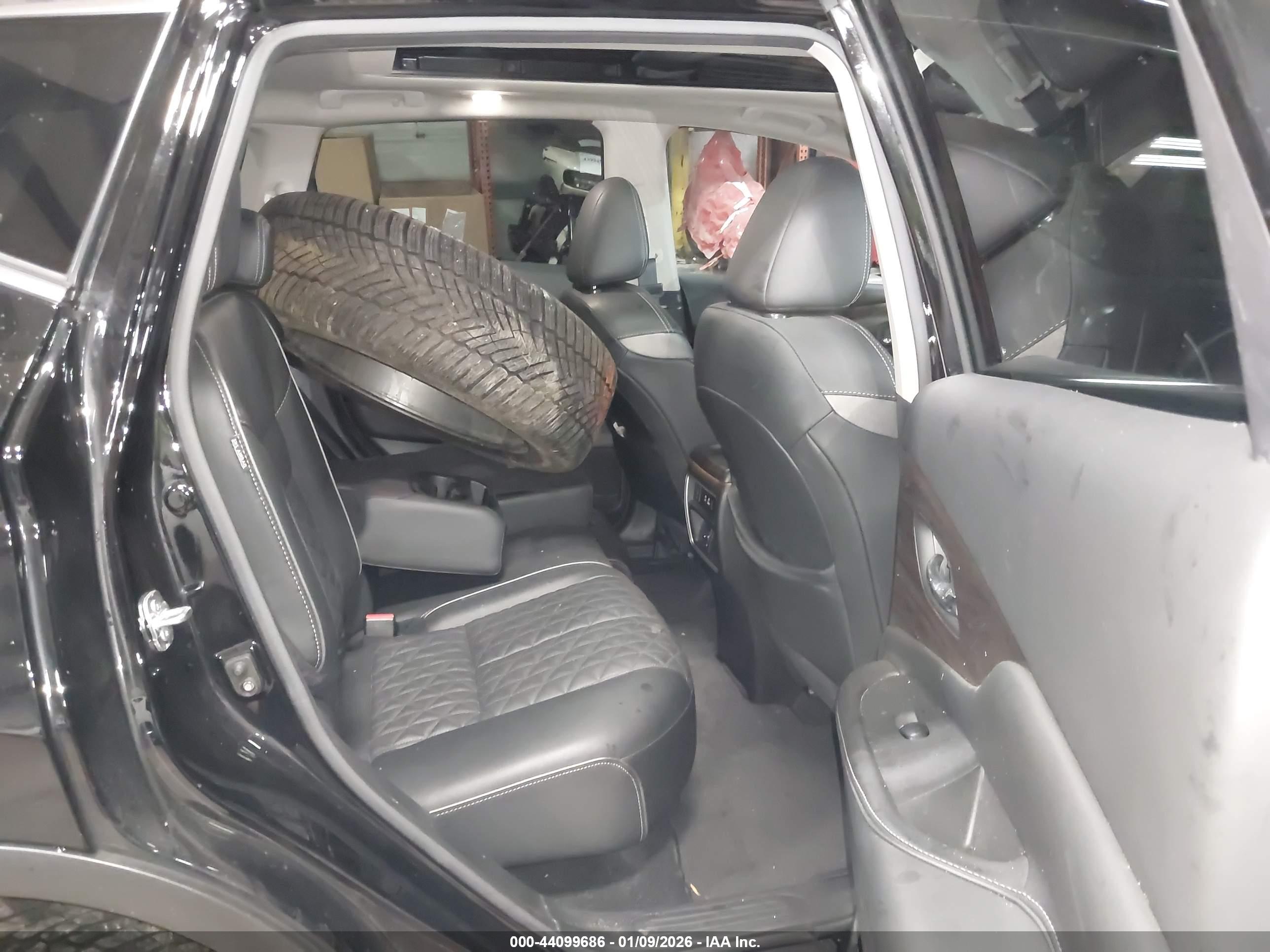 NISSAN MURANO image 8