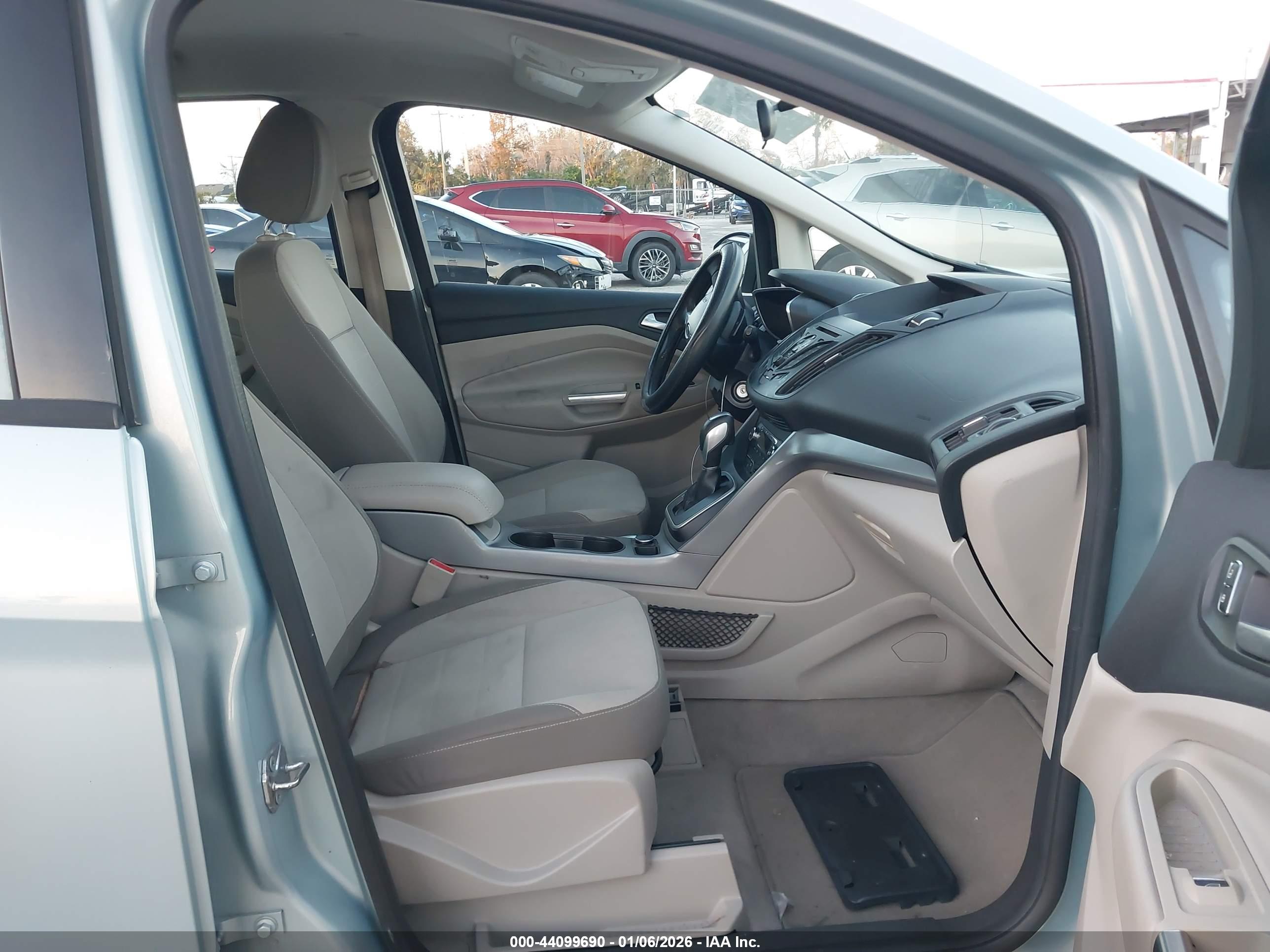 FORD C-MAX image 5
