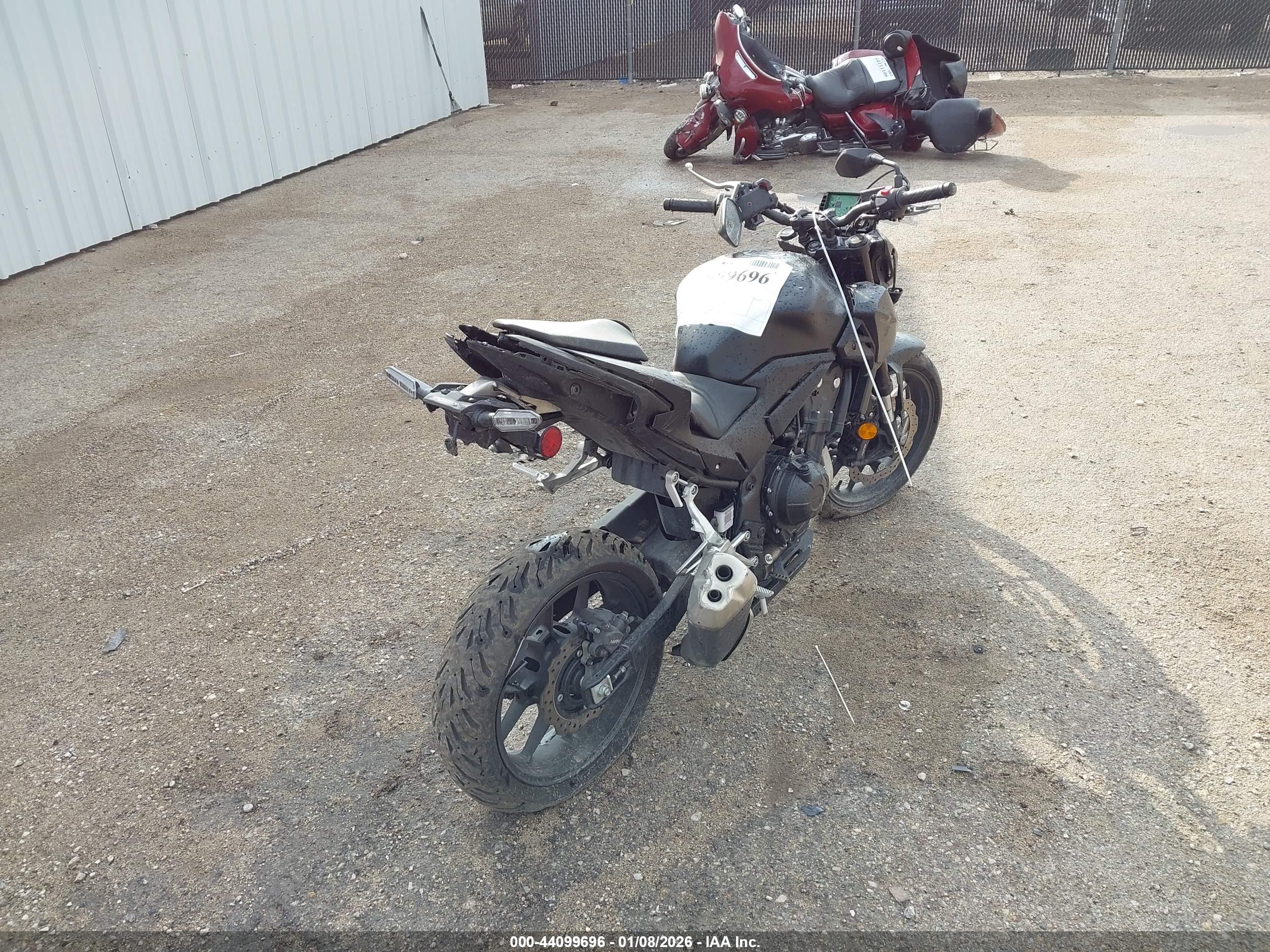HONDA CB500 image 4