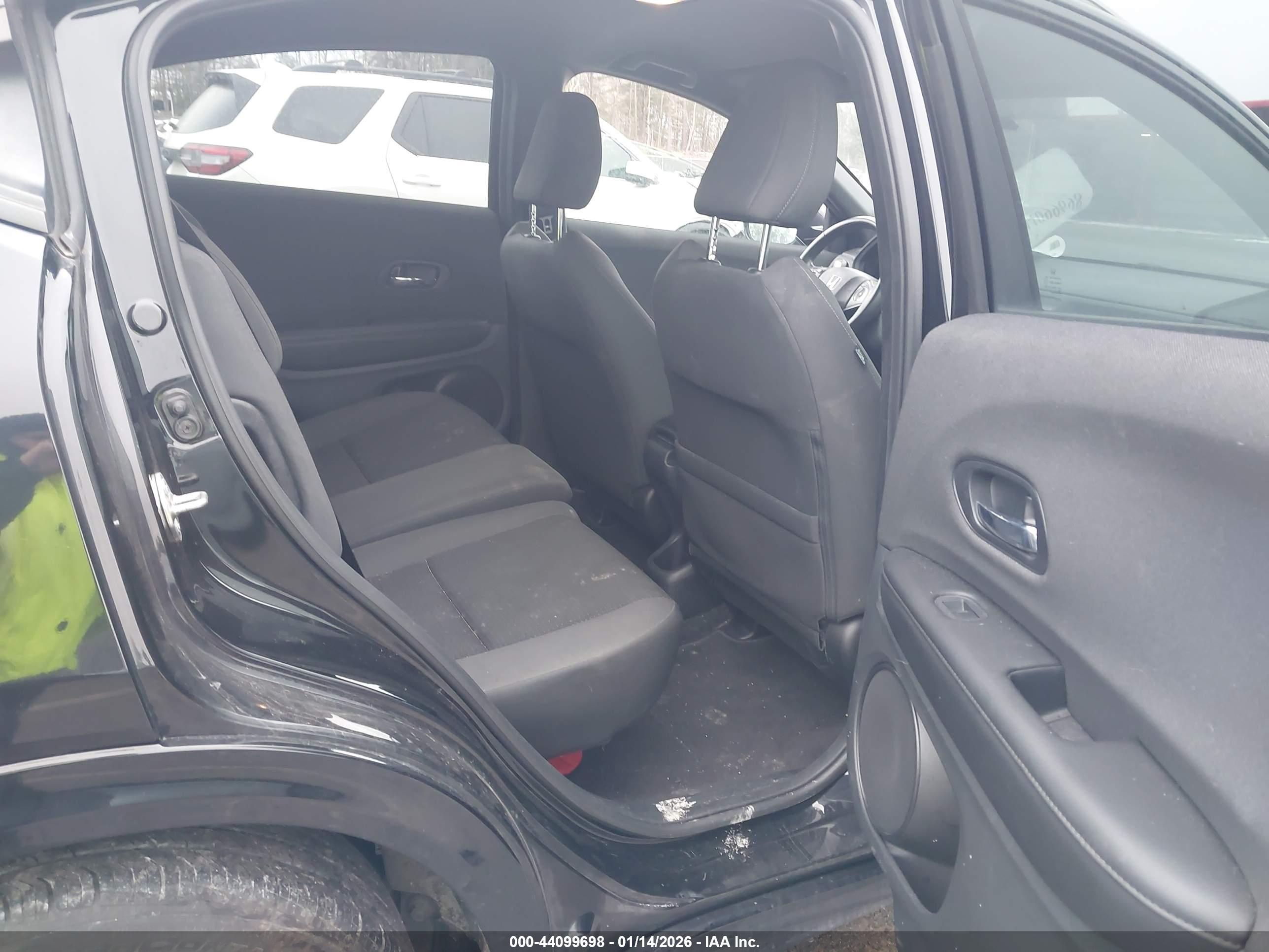 HONDA HR-V image 8