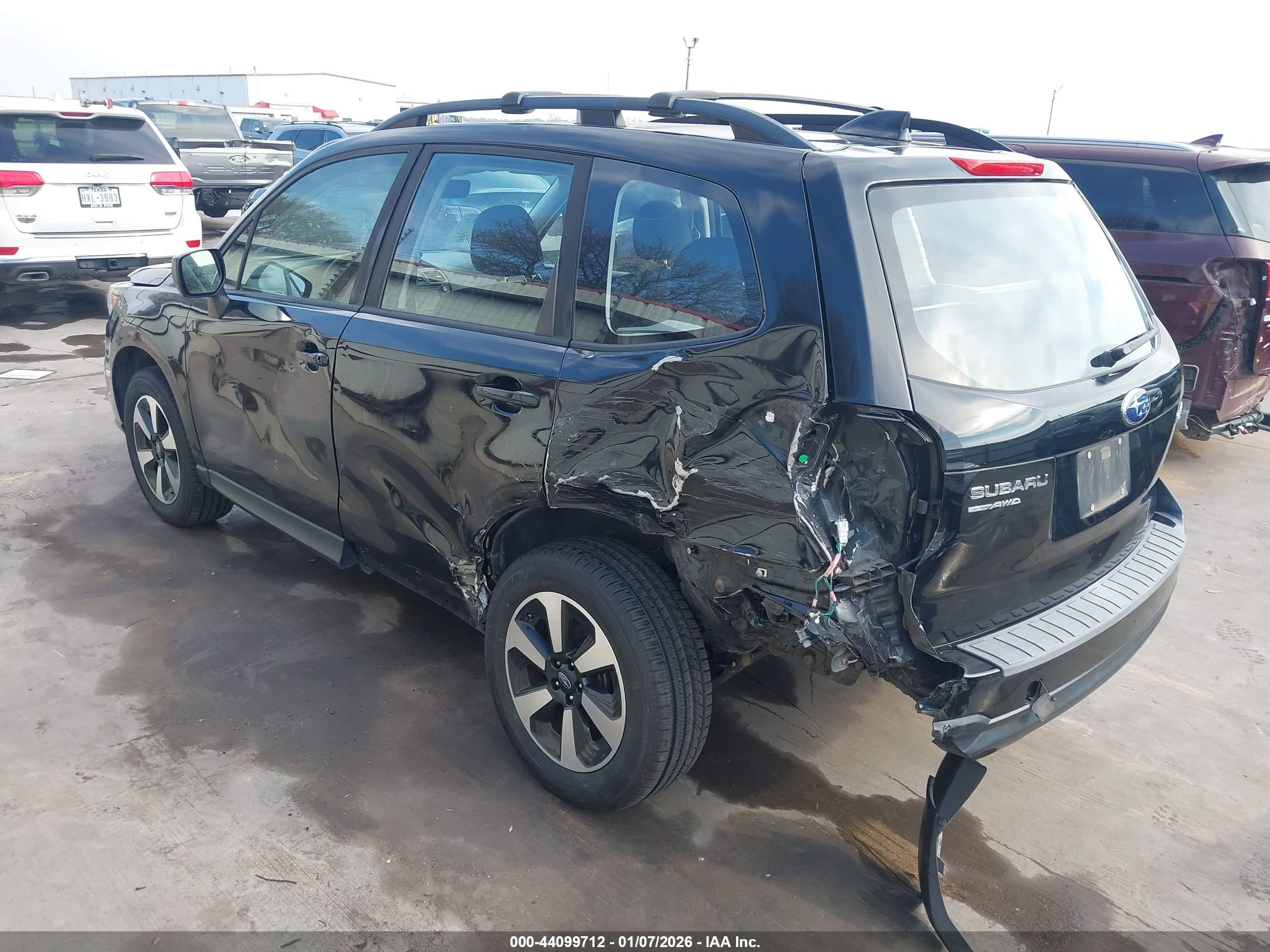 SUBARU FORESTER image 3