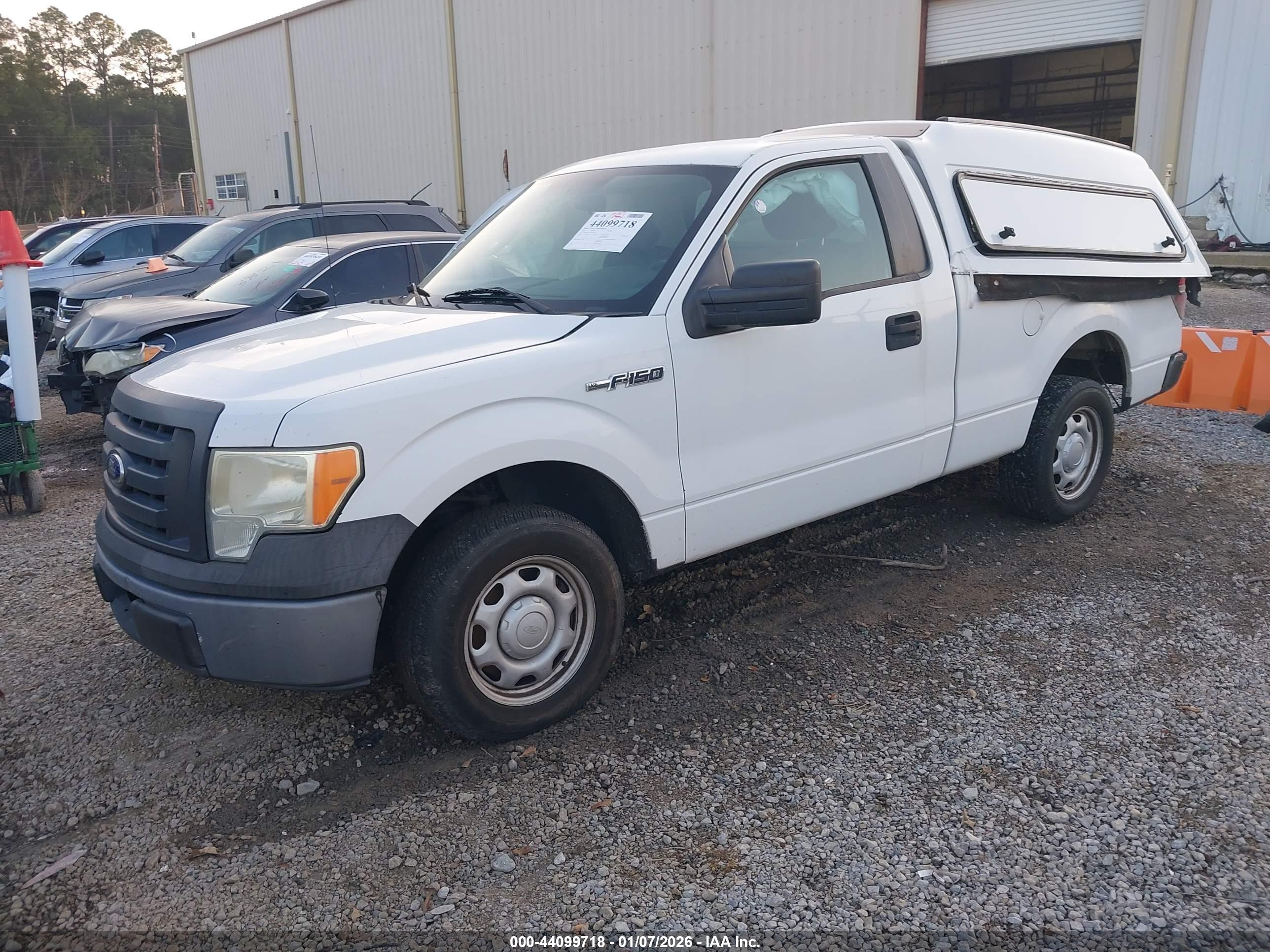 FORD F-150 image 2