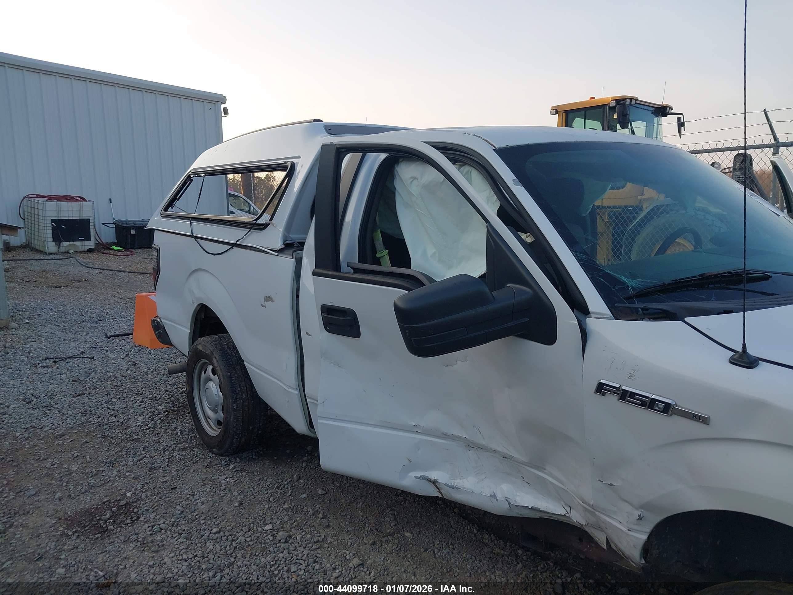 FORD F-150 image 6