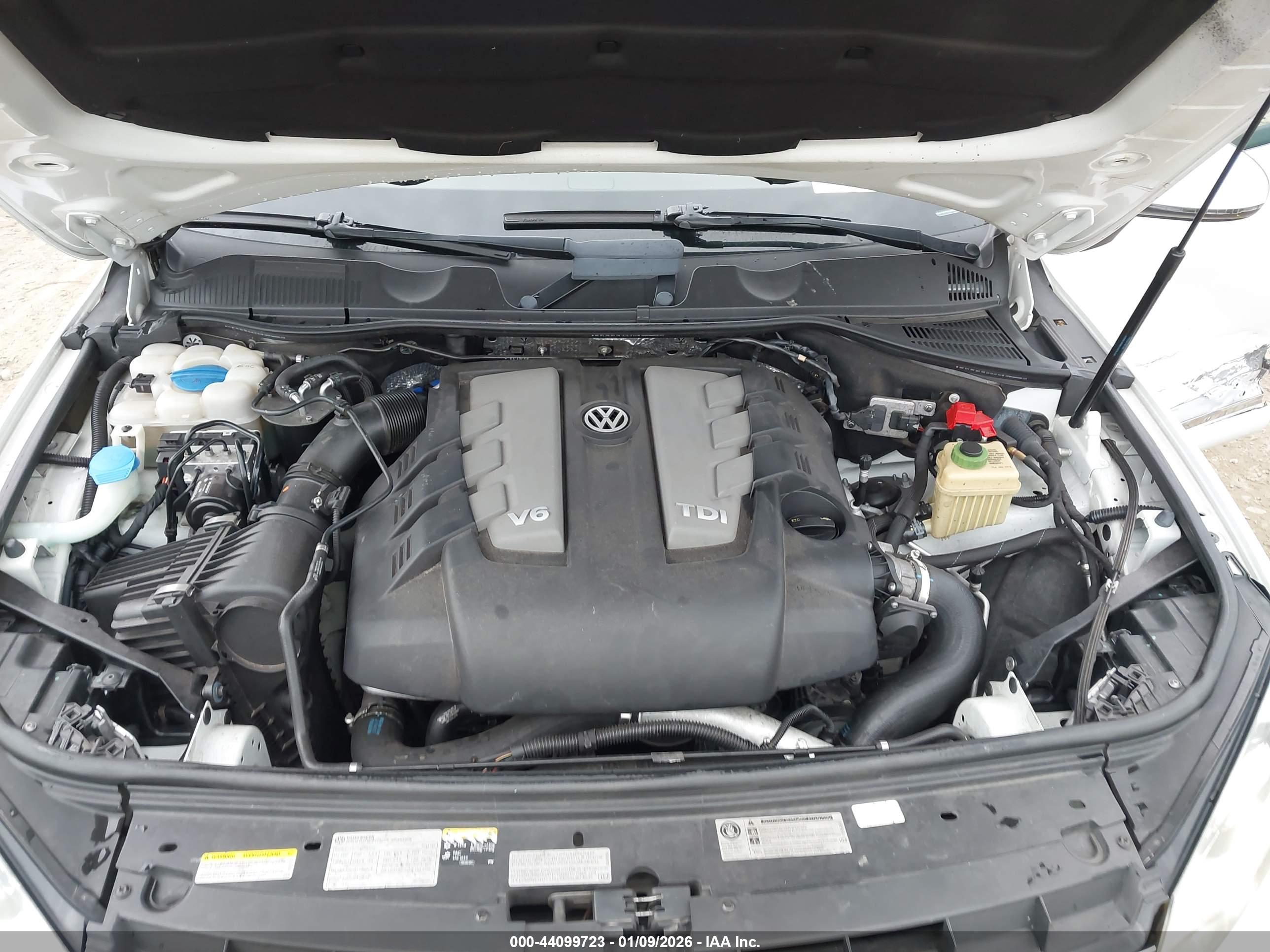 VOLKSWAGEN TOUAREG image 10
