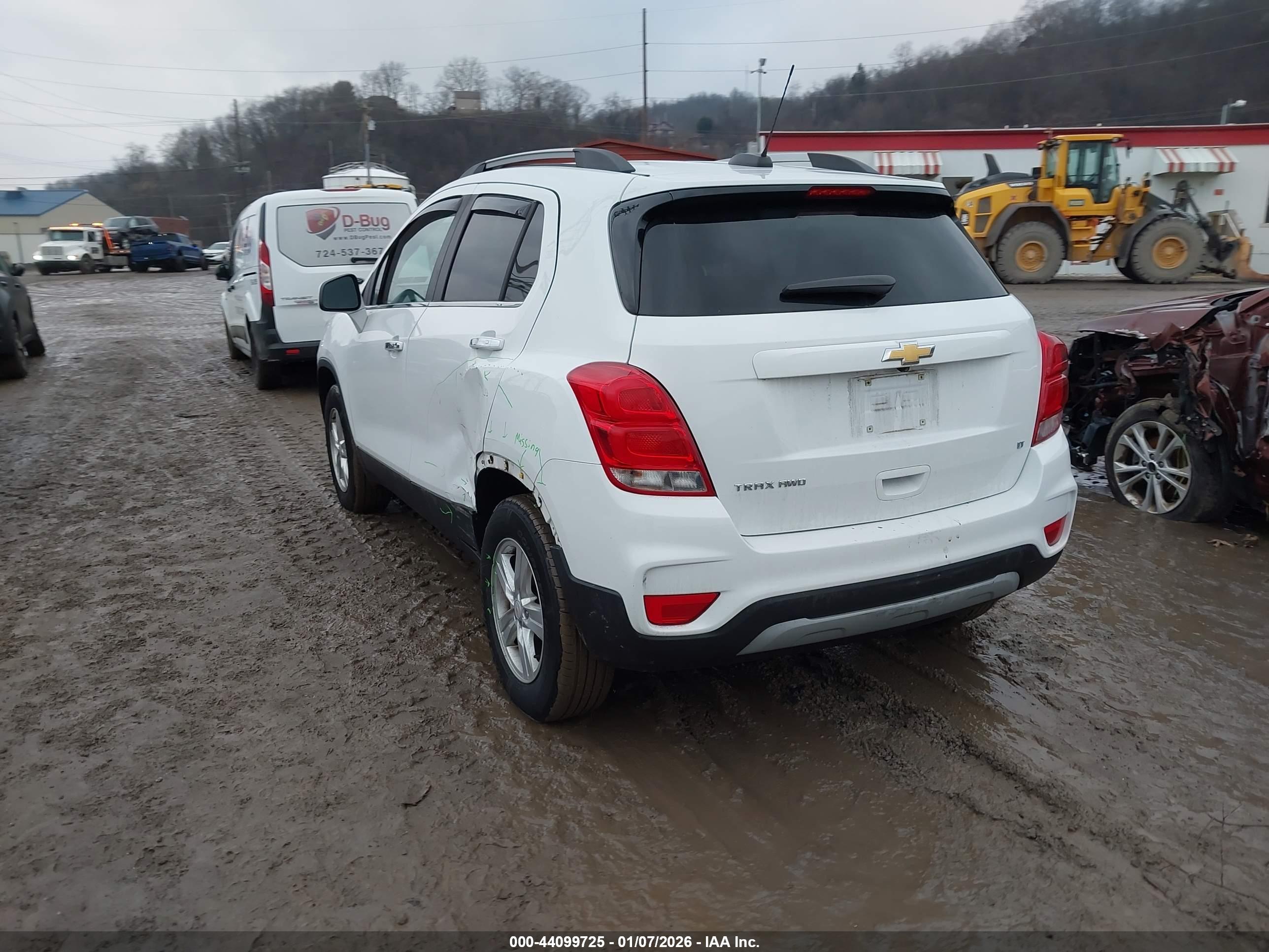 CHEVROLET TRAX image 3
