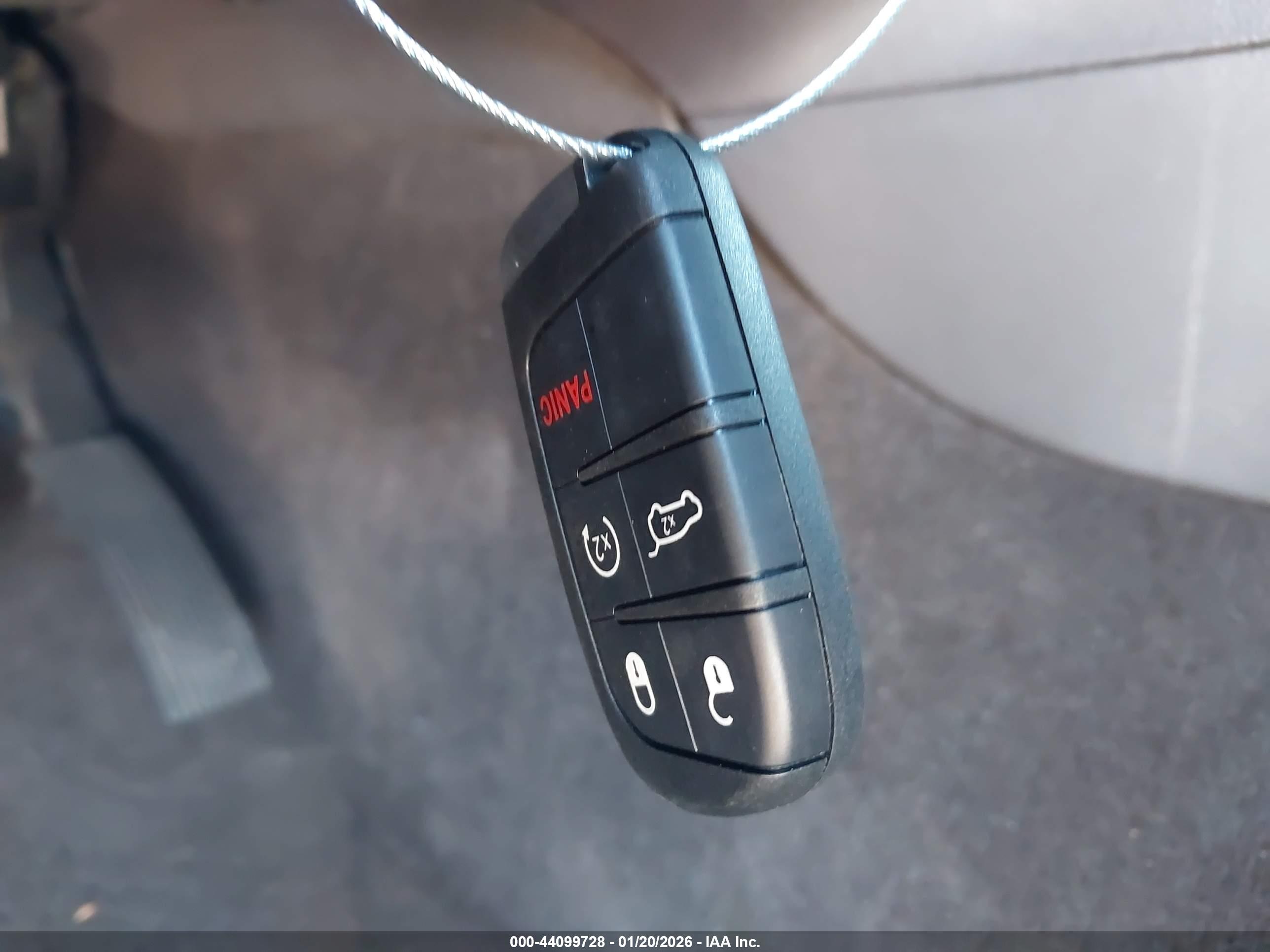JEEP GRAND image 11