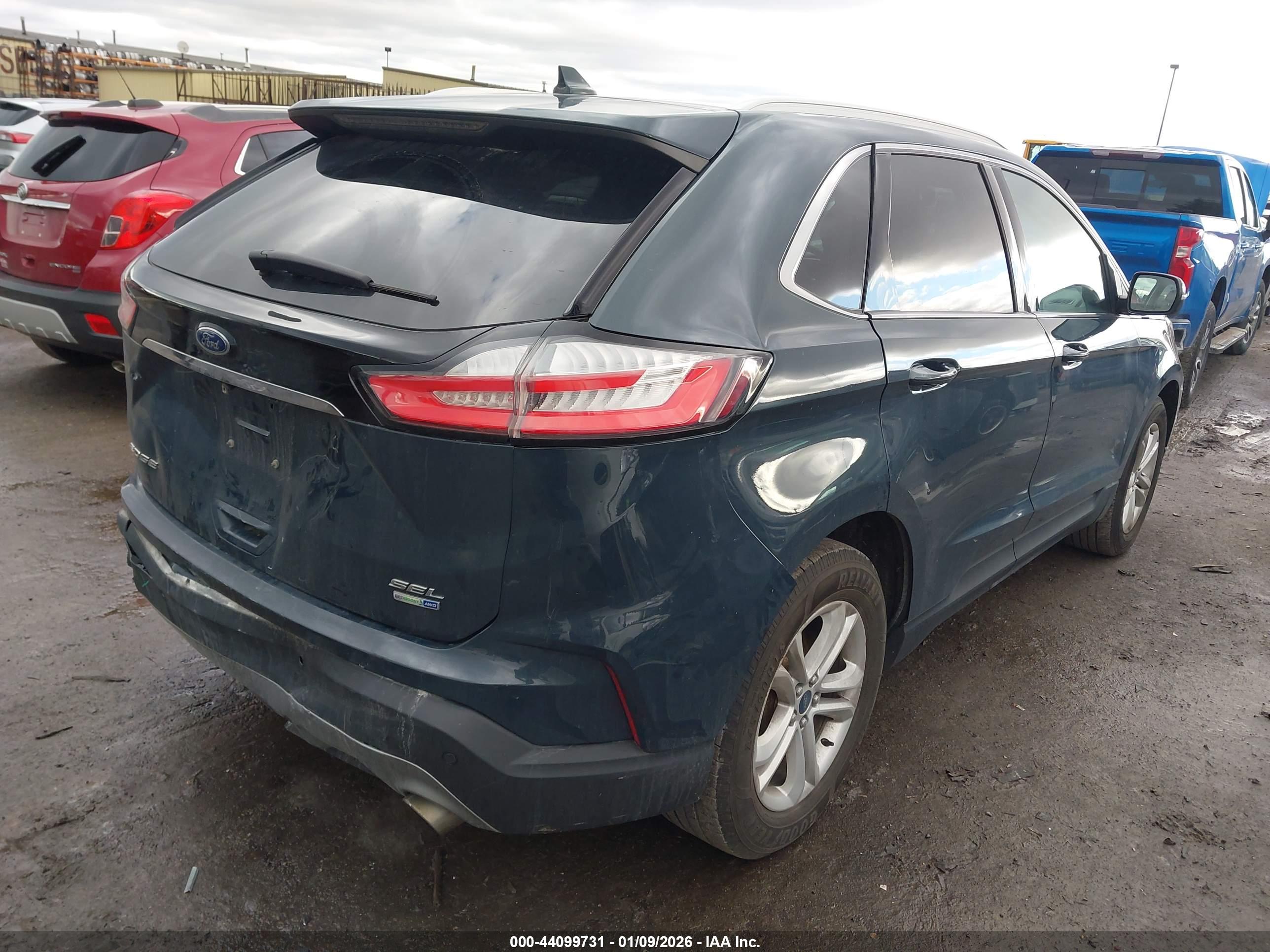 FORD EDGE image 4