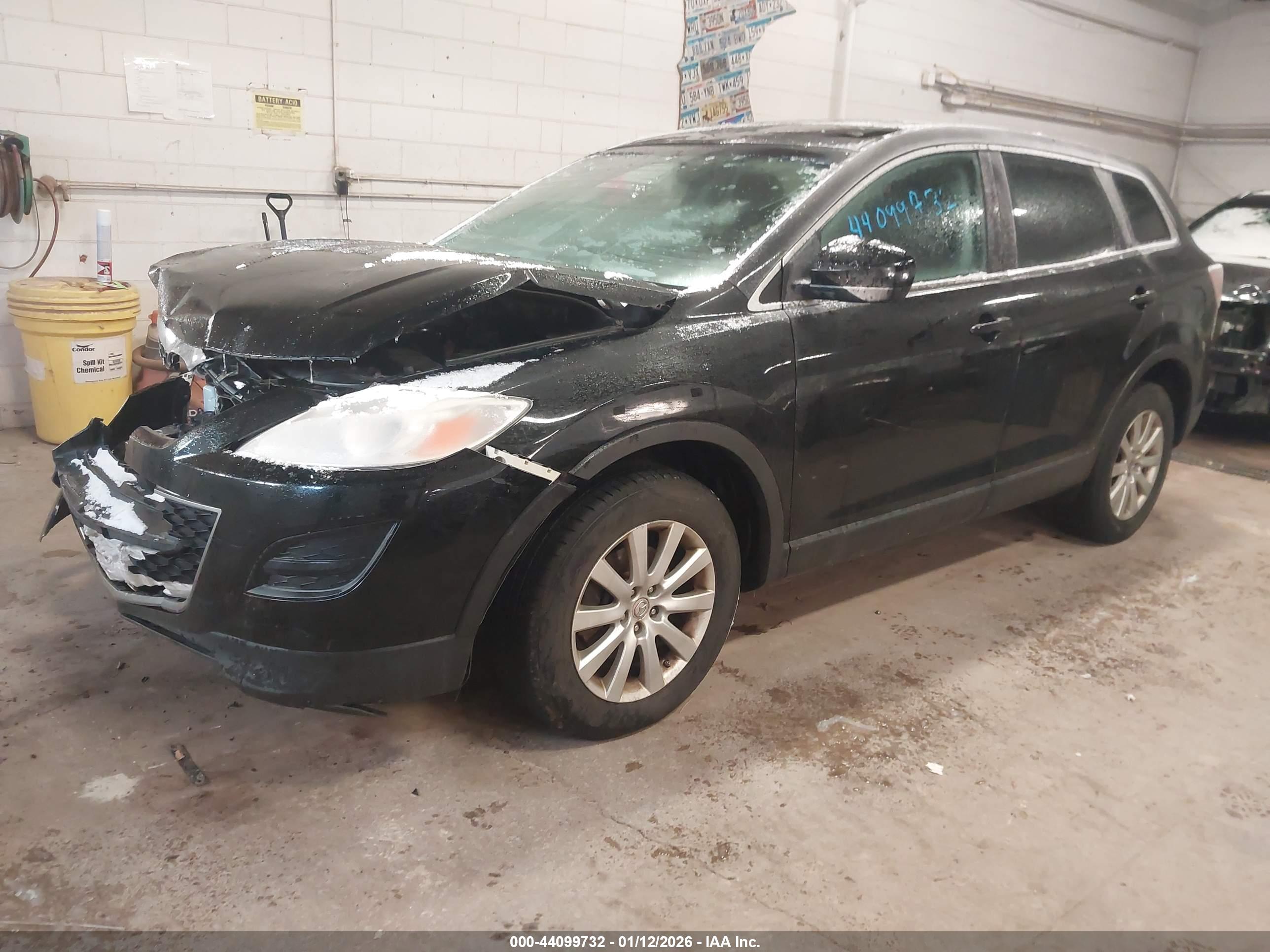 MAZDA CX-9 image 2