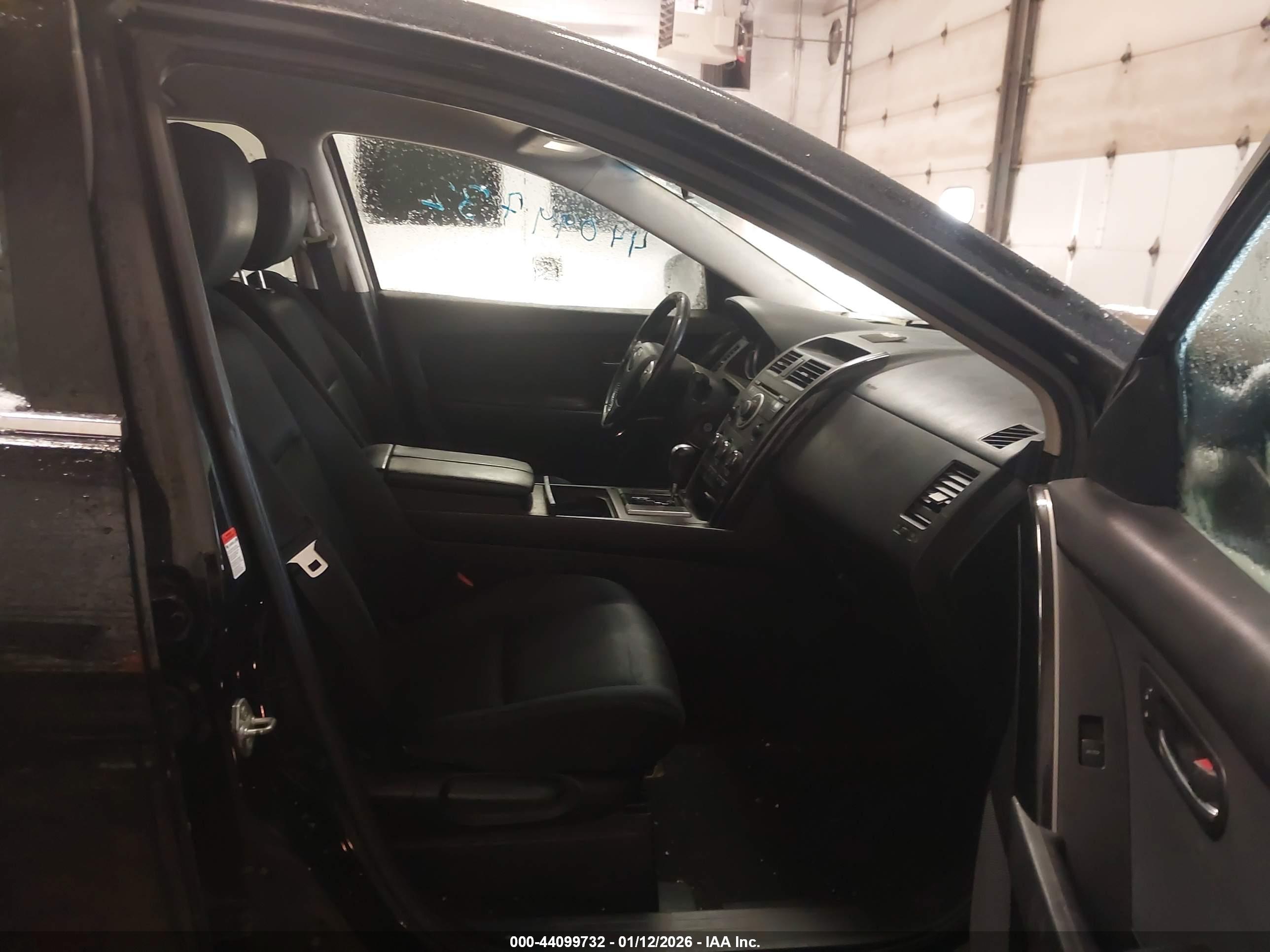 MAZDA CX-9 image 5