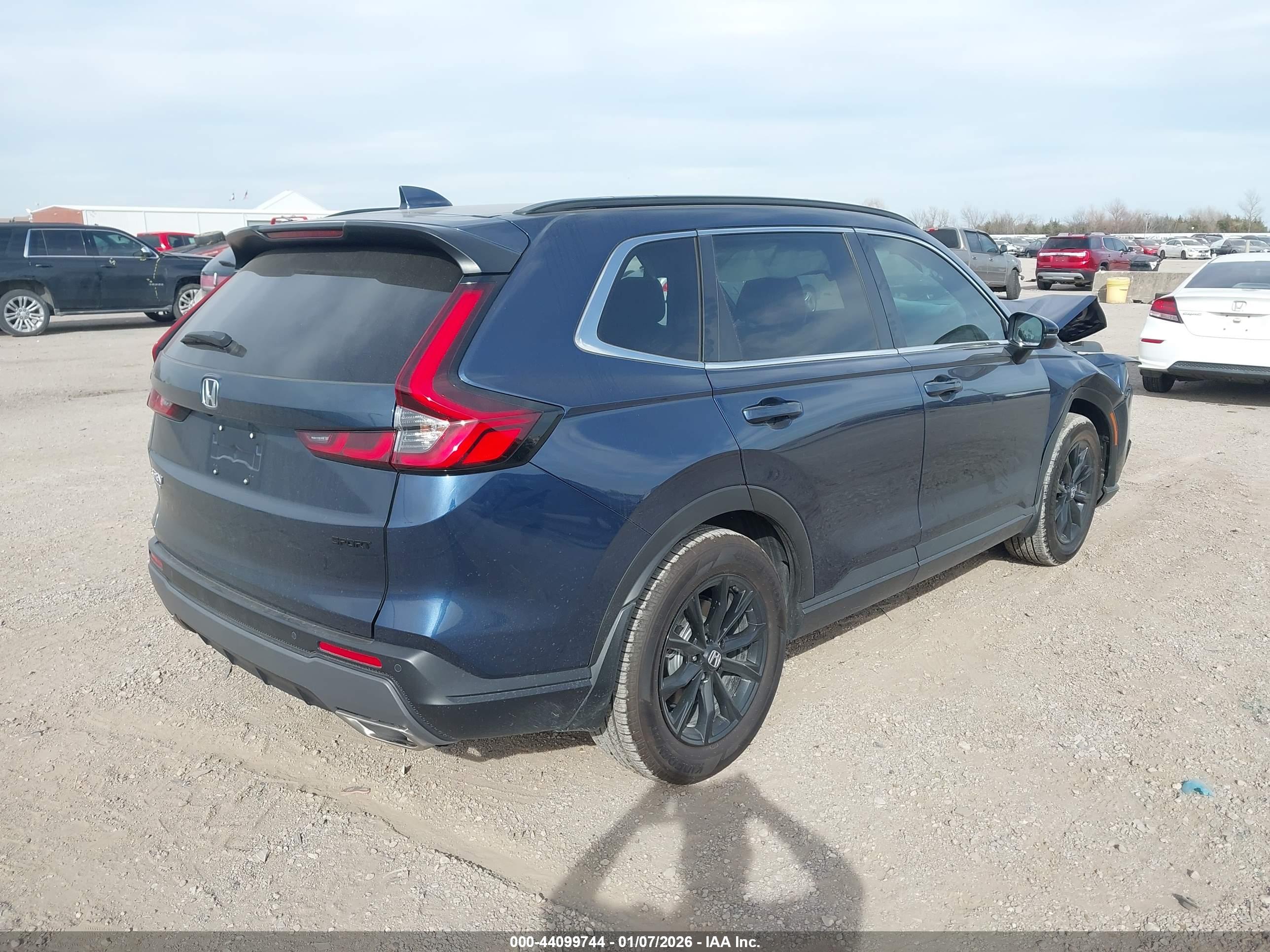 HONDA CR-V image 4