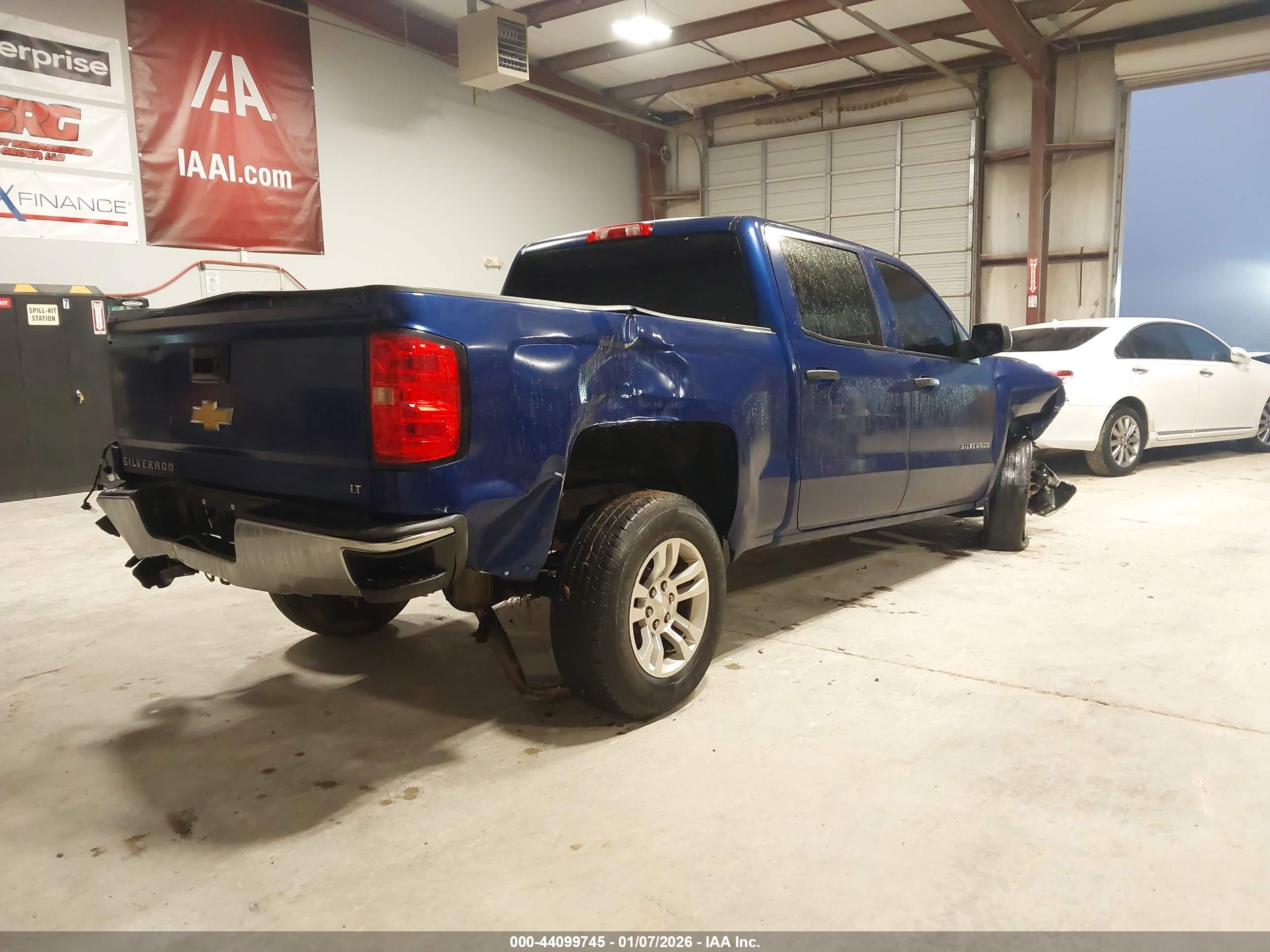 CHEVROLET SILVERADO image 4