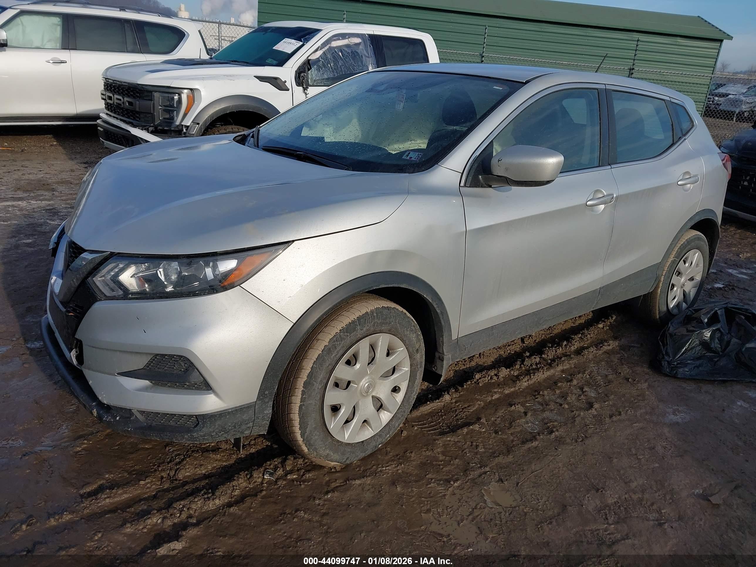 NISSAN ROGUE image 2