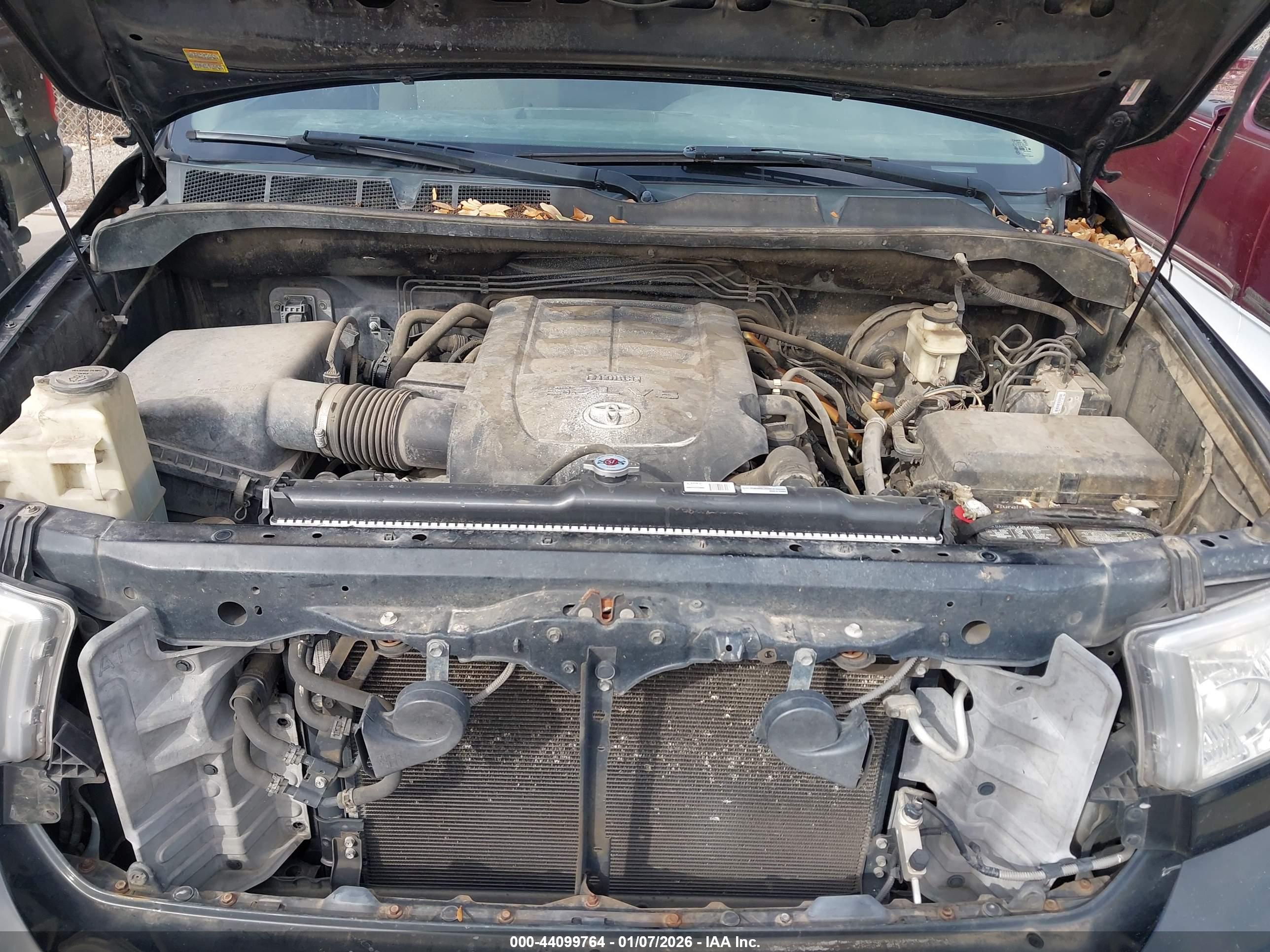 TOYOTA TUNDRA image 10