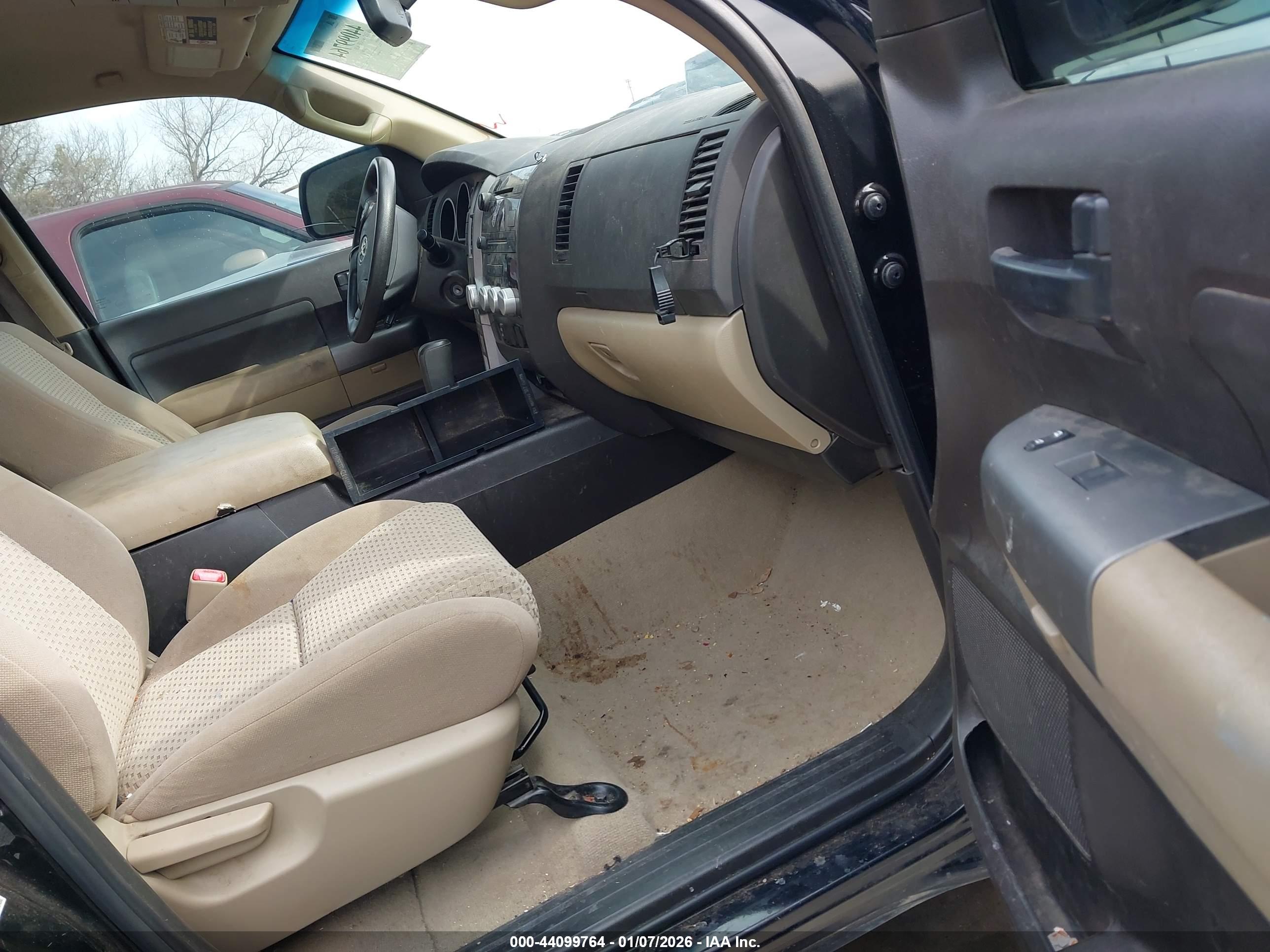 TOYOTA TUNDRA image 5
