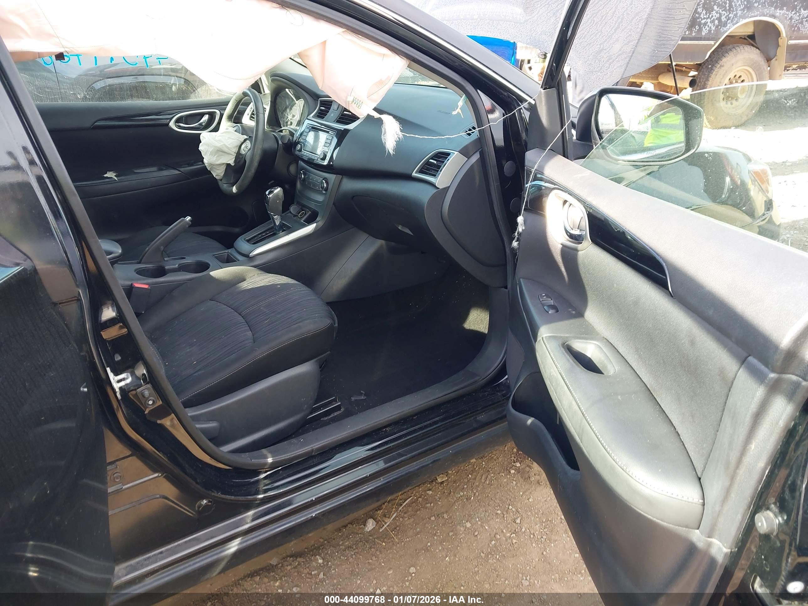 NISSAN SENTRA image 5