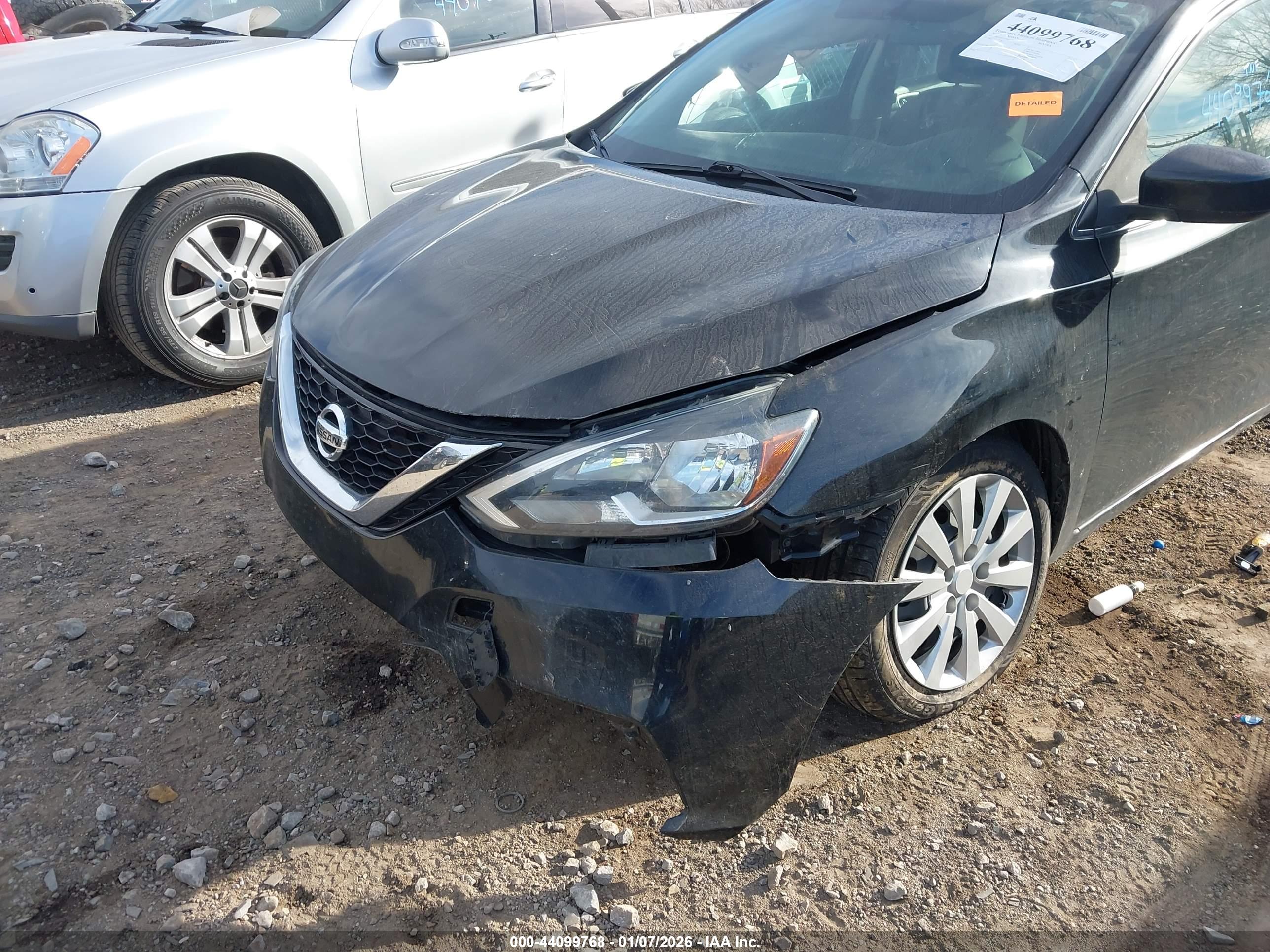 NISSAN SENTRA image 6