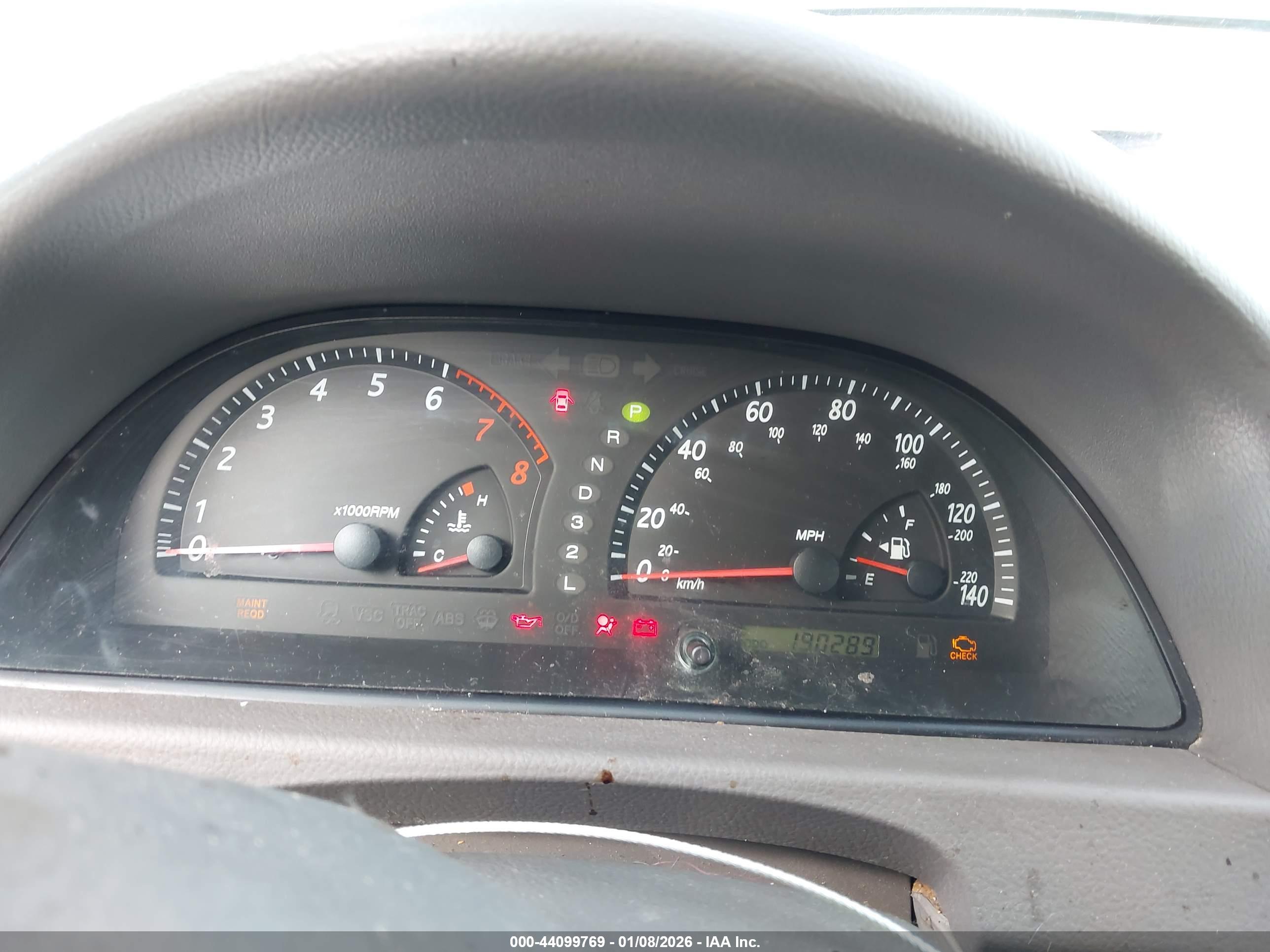 TOYOTA CAMRY image 7
