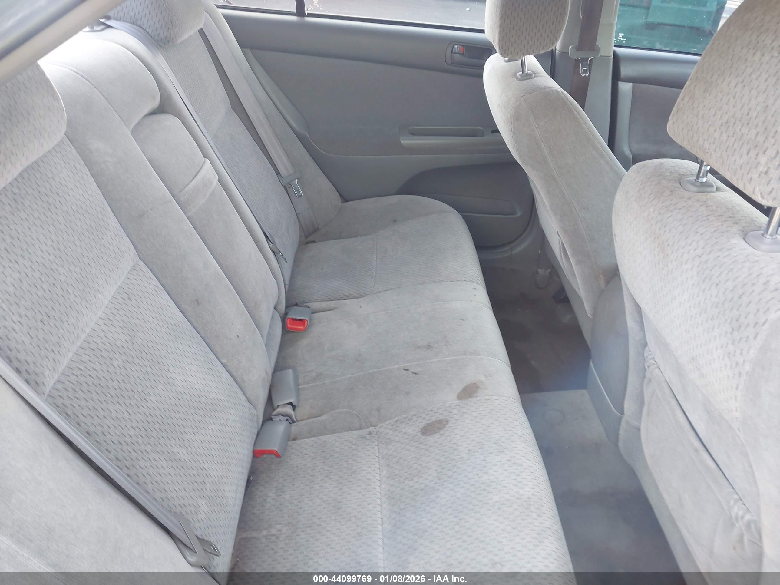 TOYOTA CAMRY image 8