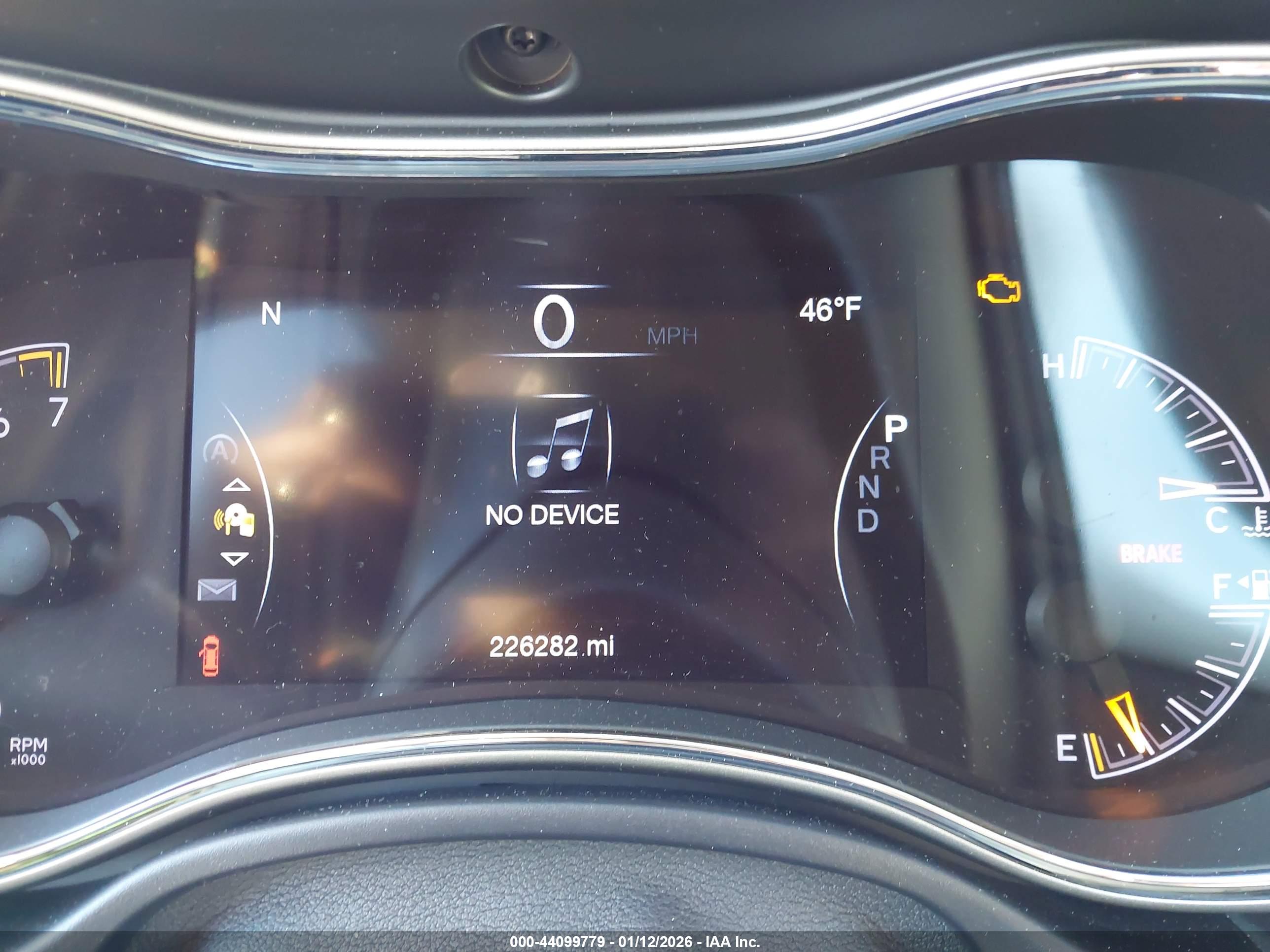 JEEP GRAND image 7