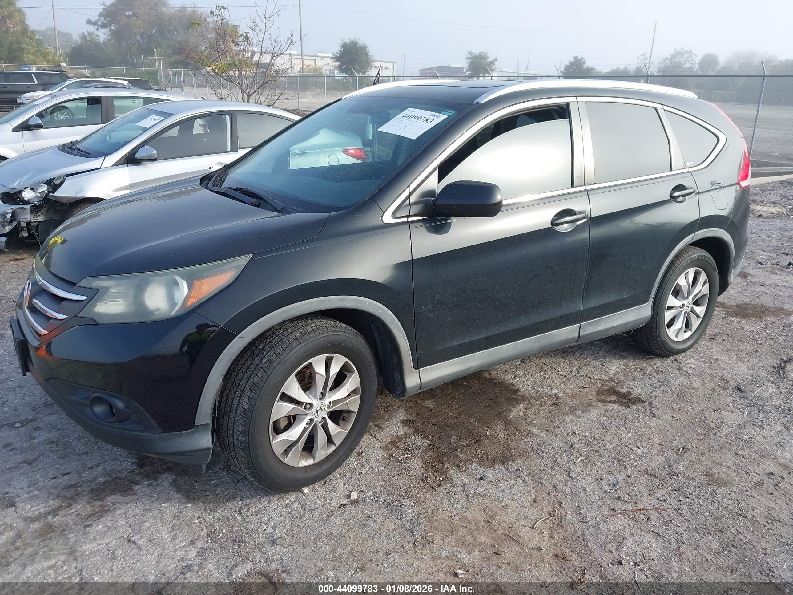 HONDA CR-V image 2