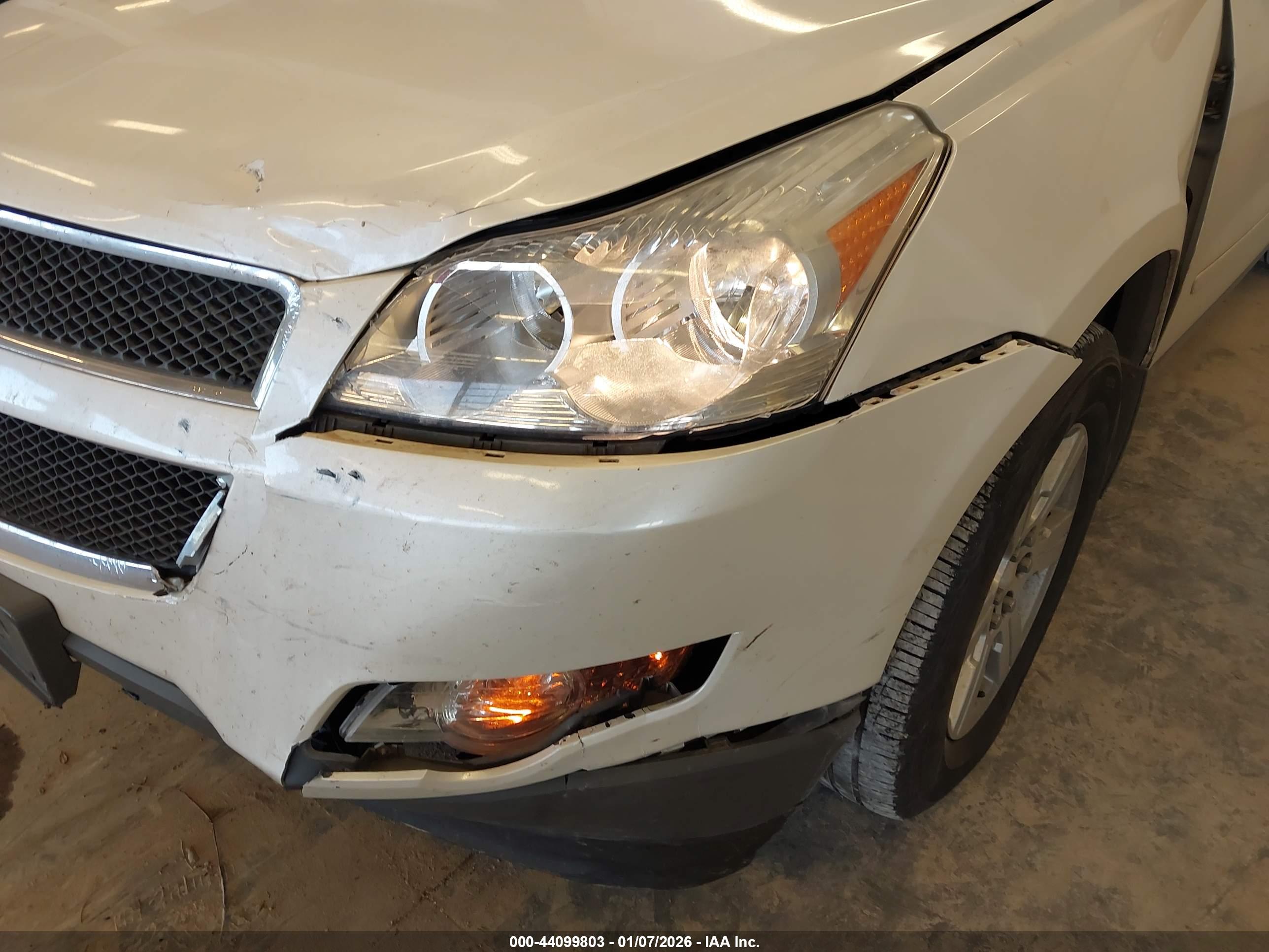 CHEVROLET TRAVERSE image 6