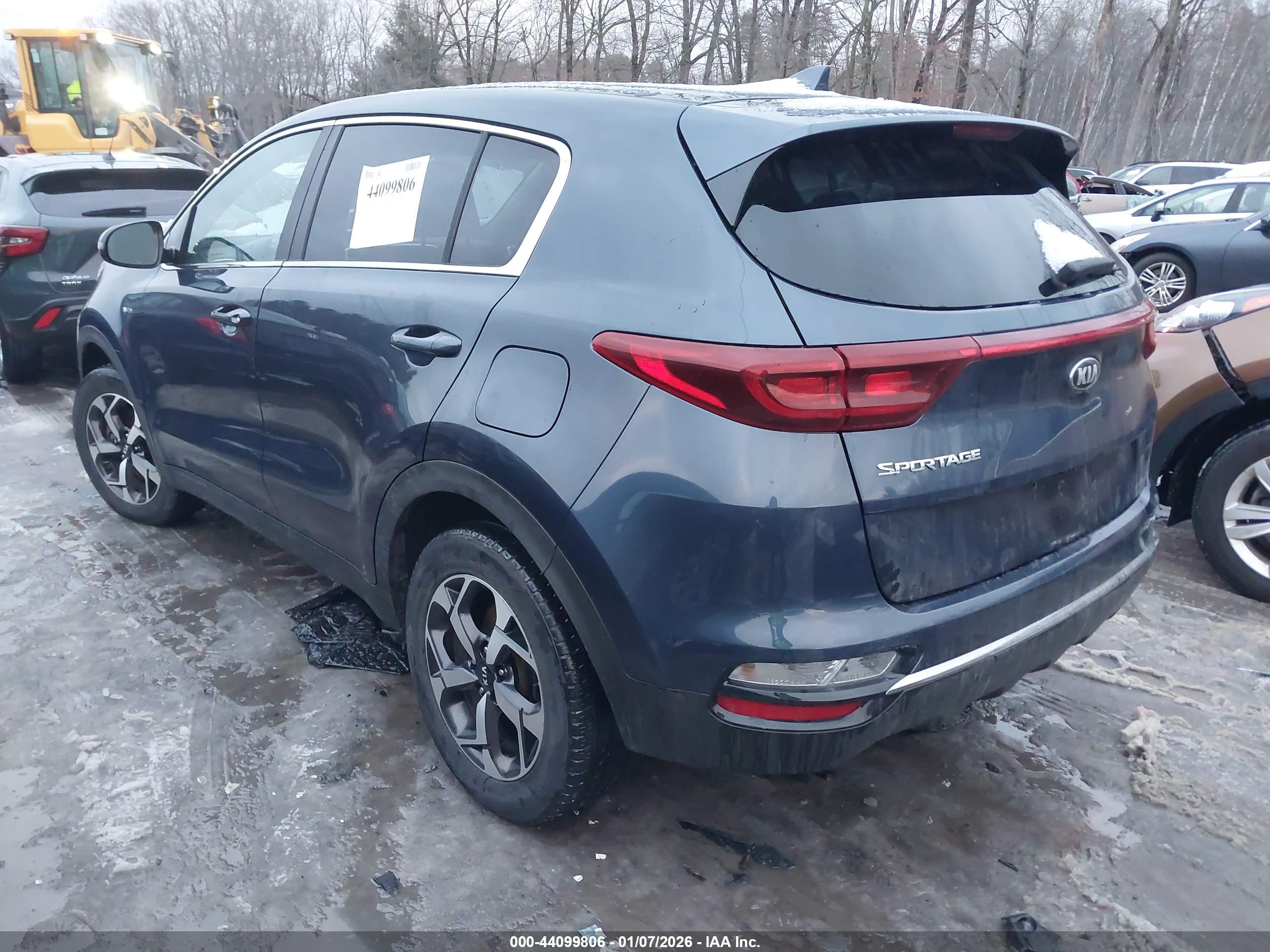 KIA SPORTAGE image 3
